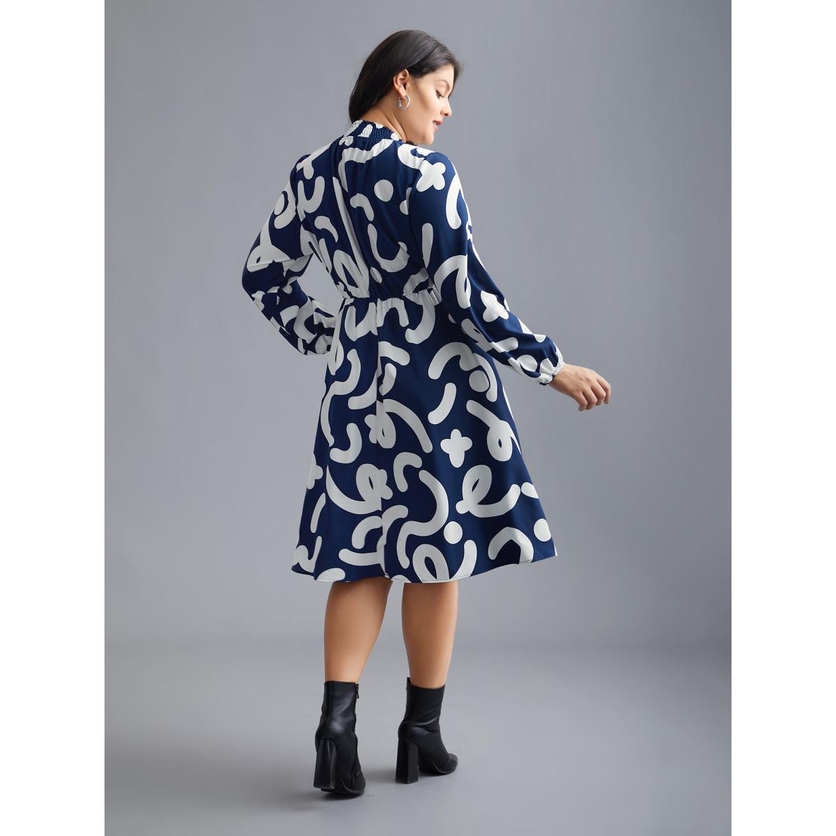 Plus Size Geometric Print Shirred Pocket Dress DarkBlue Women Elegant Shirred Mock Neck Long Sleeve Curvy BloomChic 26/4X Product Image