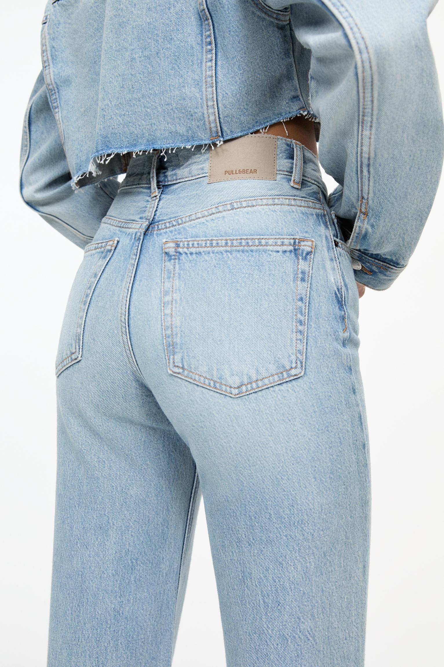 Straight-leg high-waist jeans Product Image