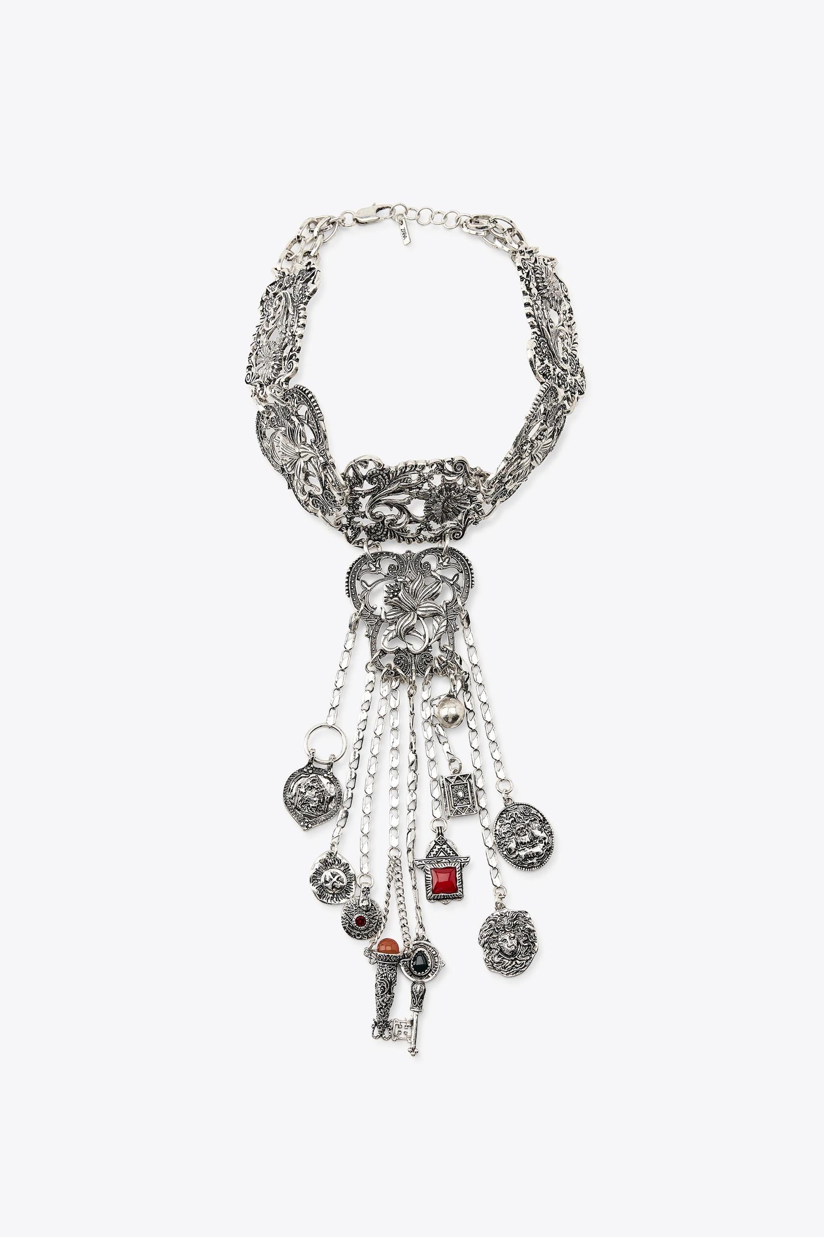 FLOWER CHARM CHOKER NECKLACE Product Image