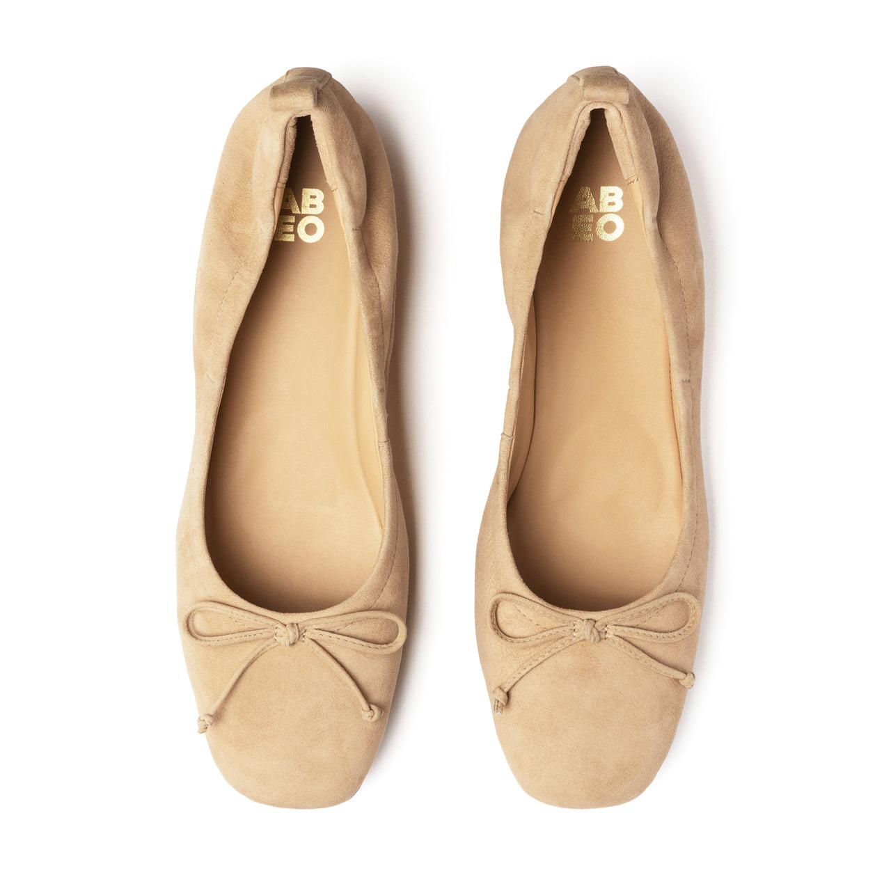 Cadence Bow Metatarsal Female Product Image