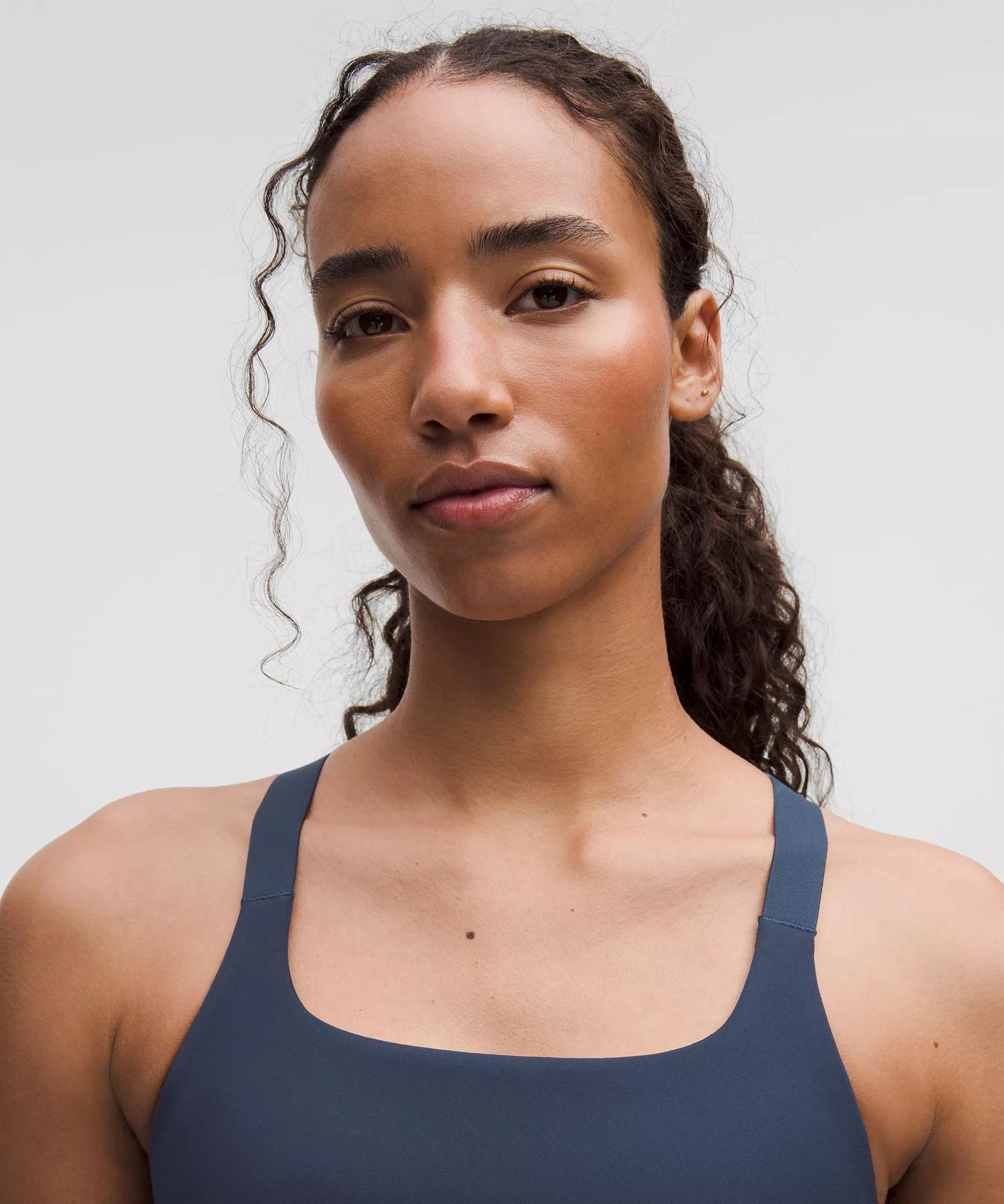 Ultralu Square-Neck Workout Bra *Medium Support, B/C Cup Product Image