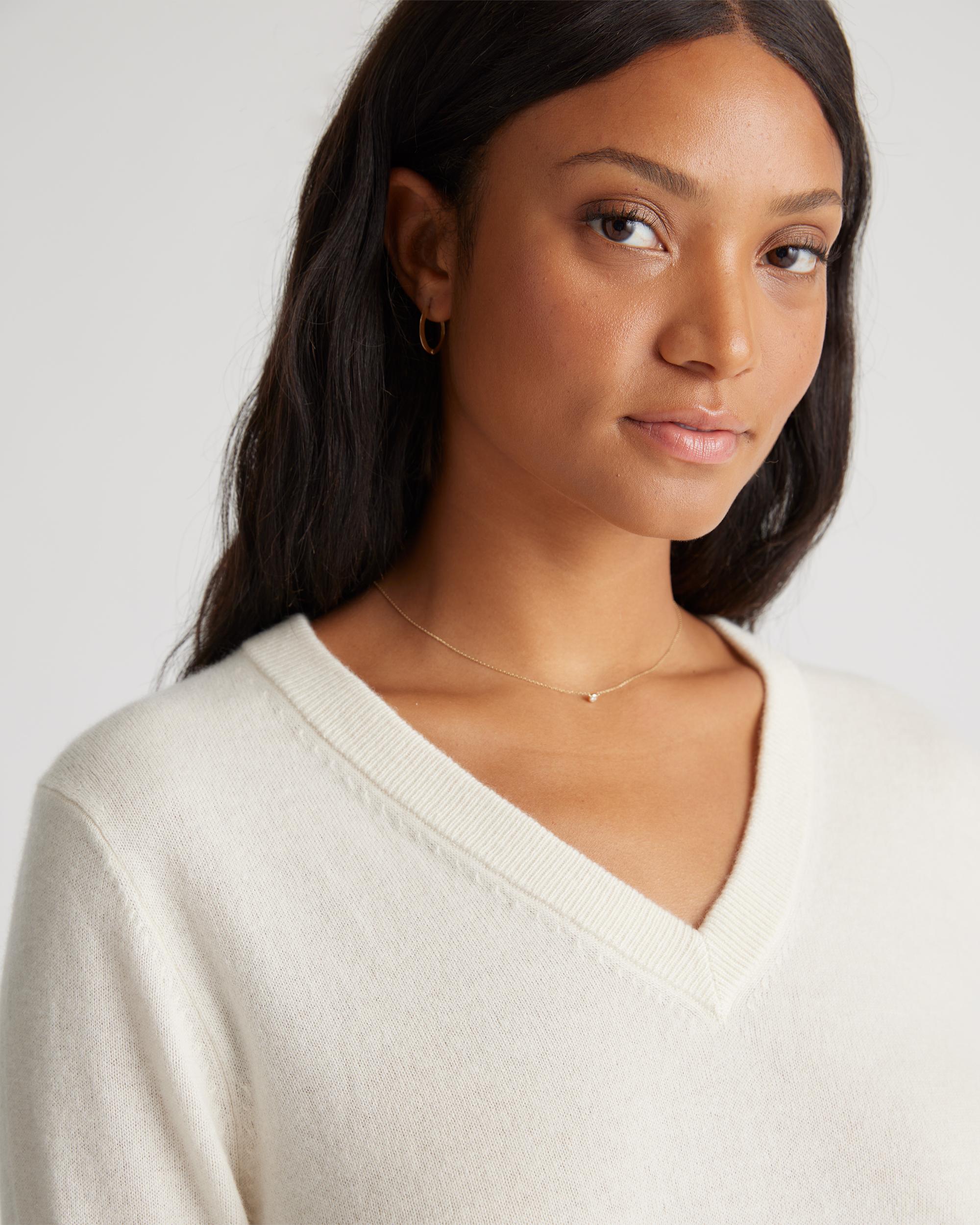 Quince | Women's Mongolian Cashmere Relaxed V-Neck Sweater Product Image