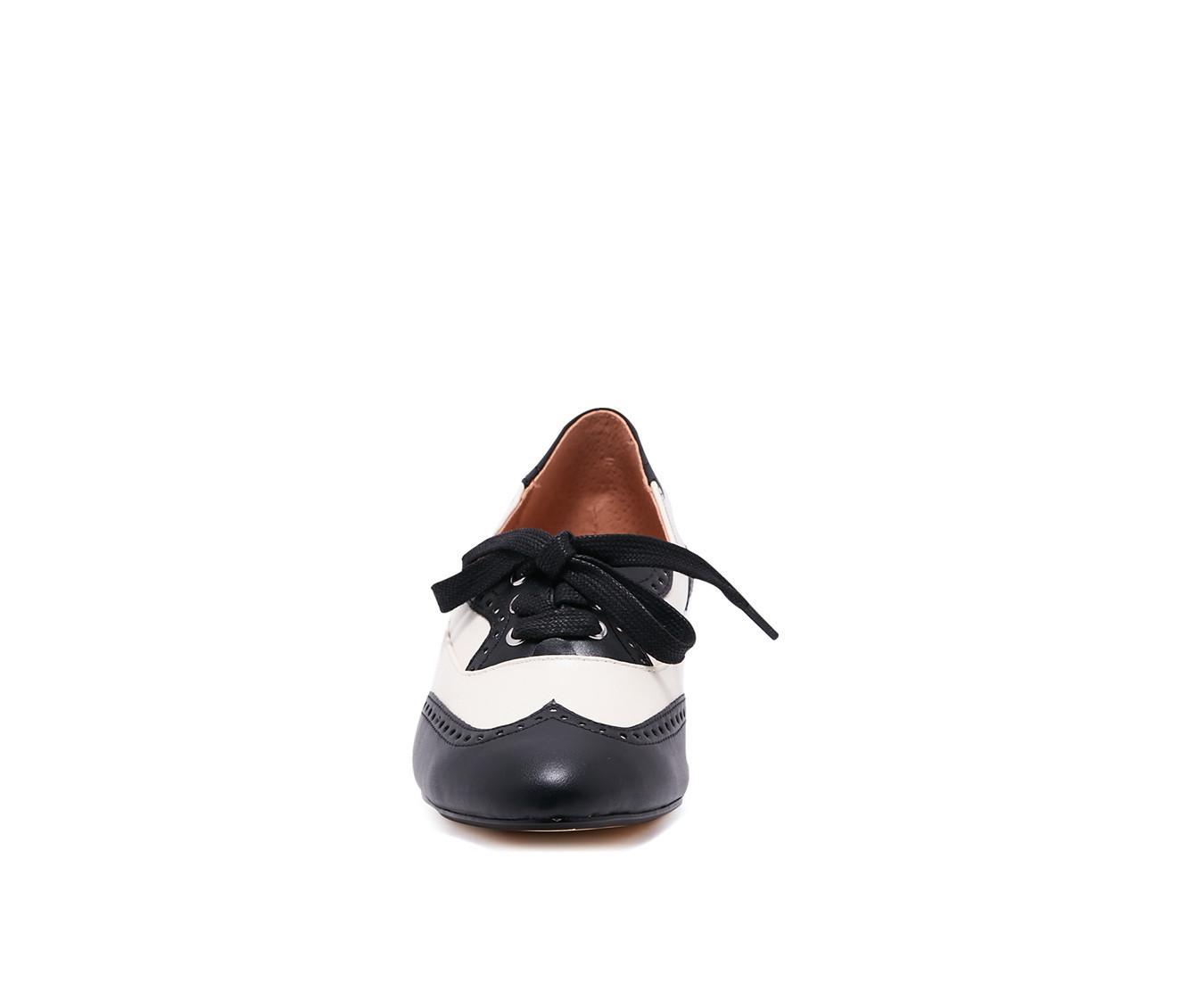 Women's Chelsea Crew Demi Low Heel Oxfords Product Image