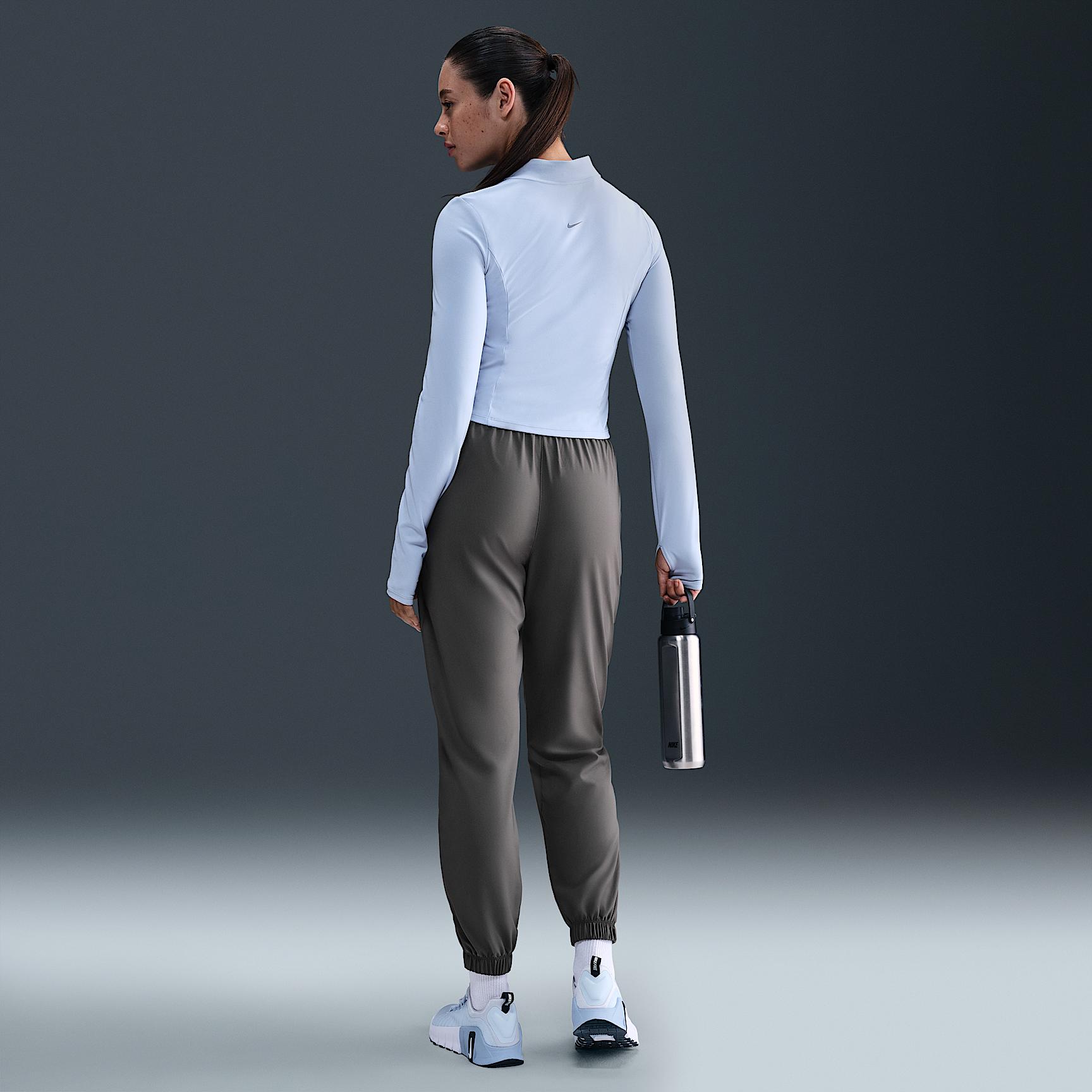 Nike One Women's Dri-FIT High-Waisted 7/8 Joggers Product Image