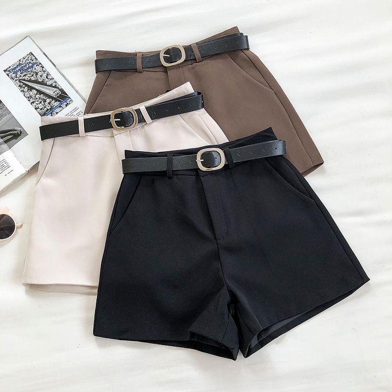 Plain High-Waist Shorts With Belt Product Image