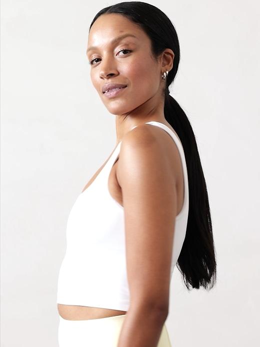 Transcend Square Neck Crop Sports Bra D-DD Product Image