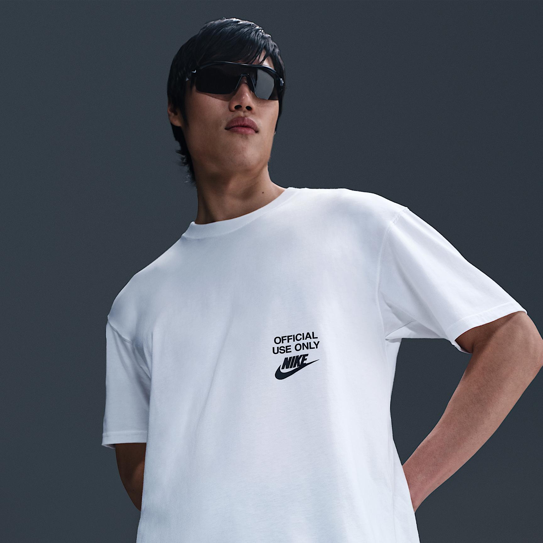 Mens Nike Sportswear Max90 T-Shirt | HJ0774-100 Product Image