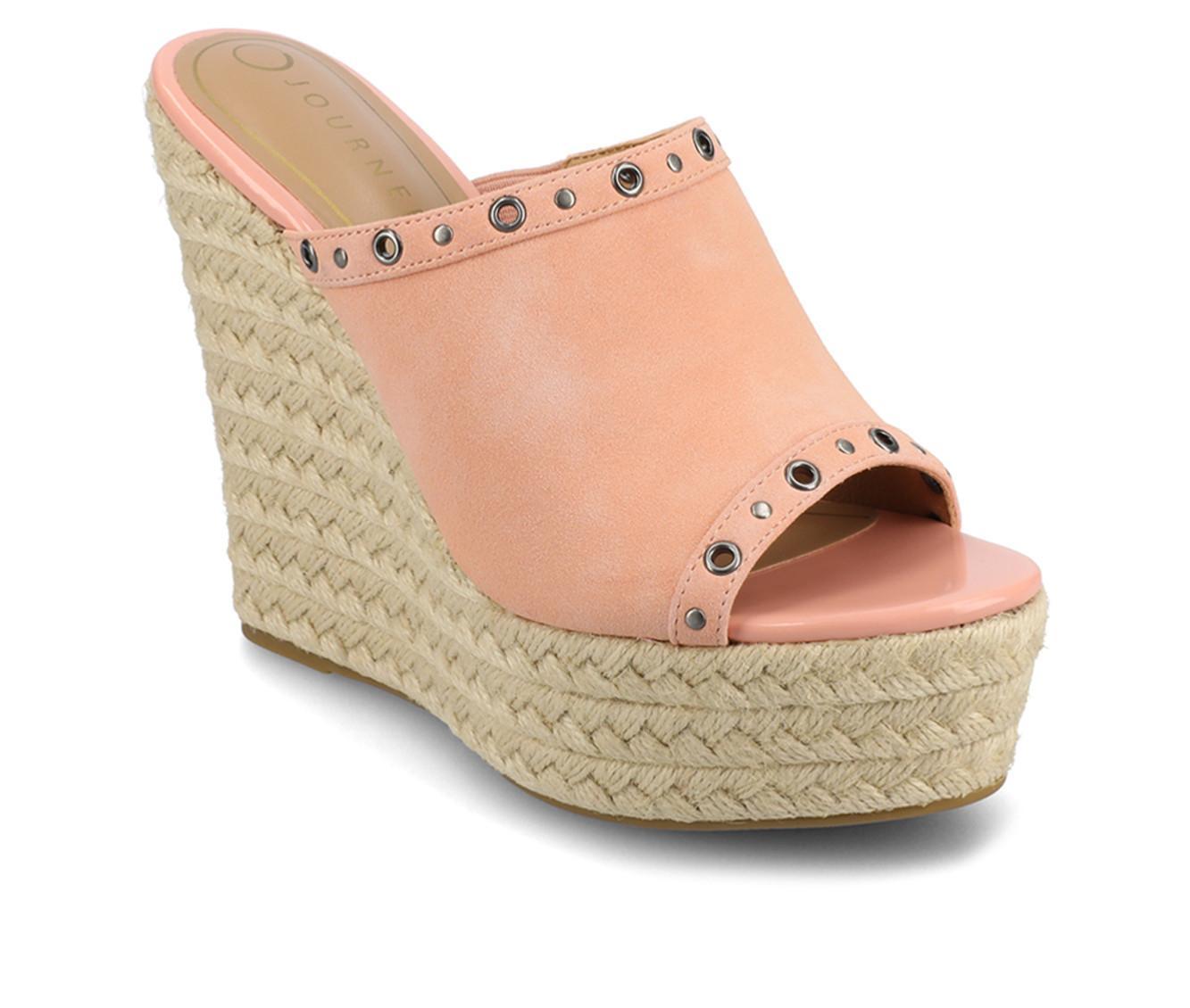 Women's Journee Collection Yari Wedges Product Image