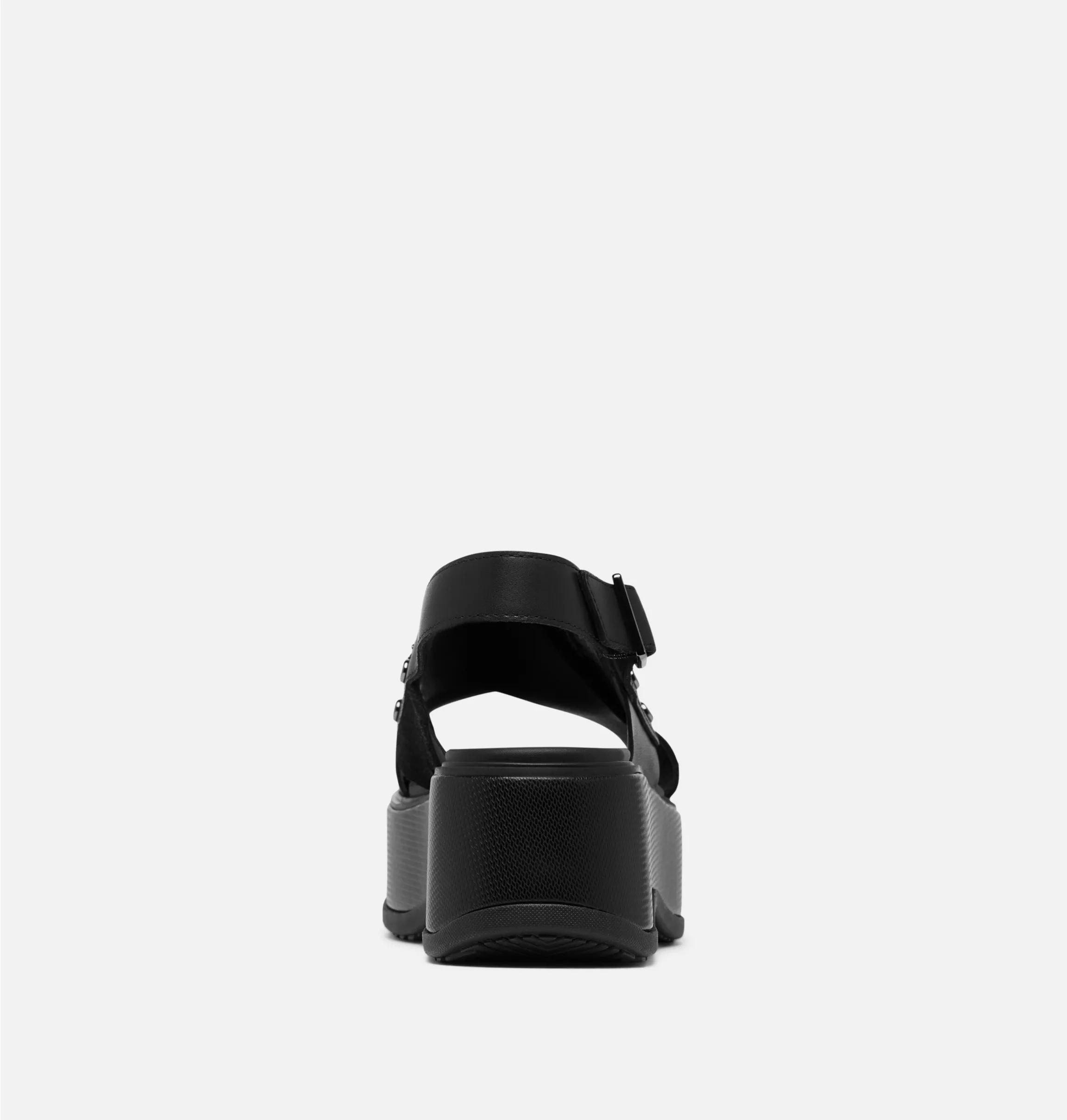 DAYSPRING™ Women's Crisscross Sandal Product Image