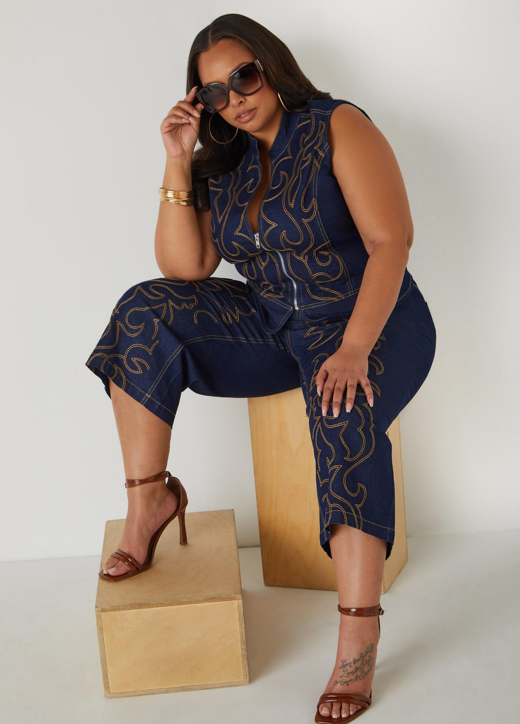 Embroidered Denim Capris Product Image