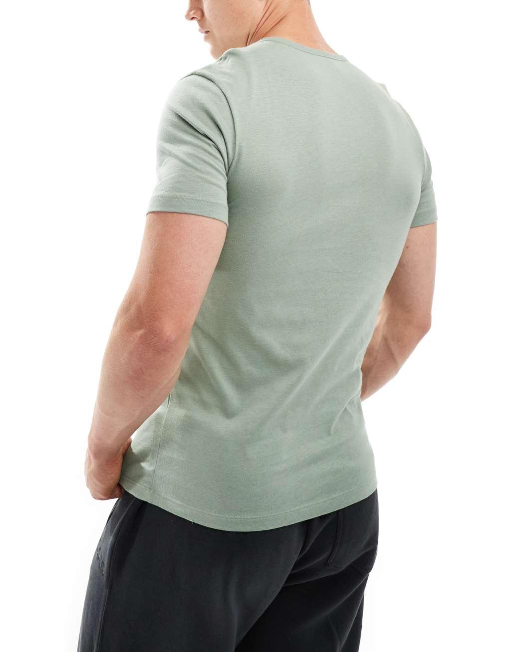 BOSS Bodywear 3 pack T-shirt in multi Product Image