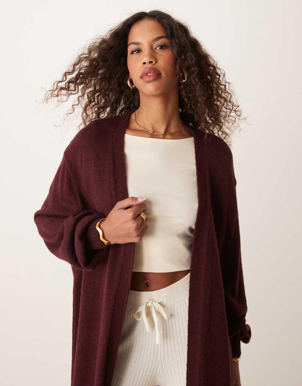 Miss Selfridge longline cardigan in burgundy Product Image