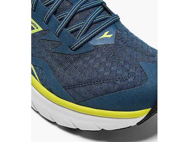 Men's | Diadora Equipe Nucleo Product Image