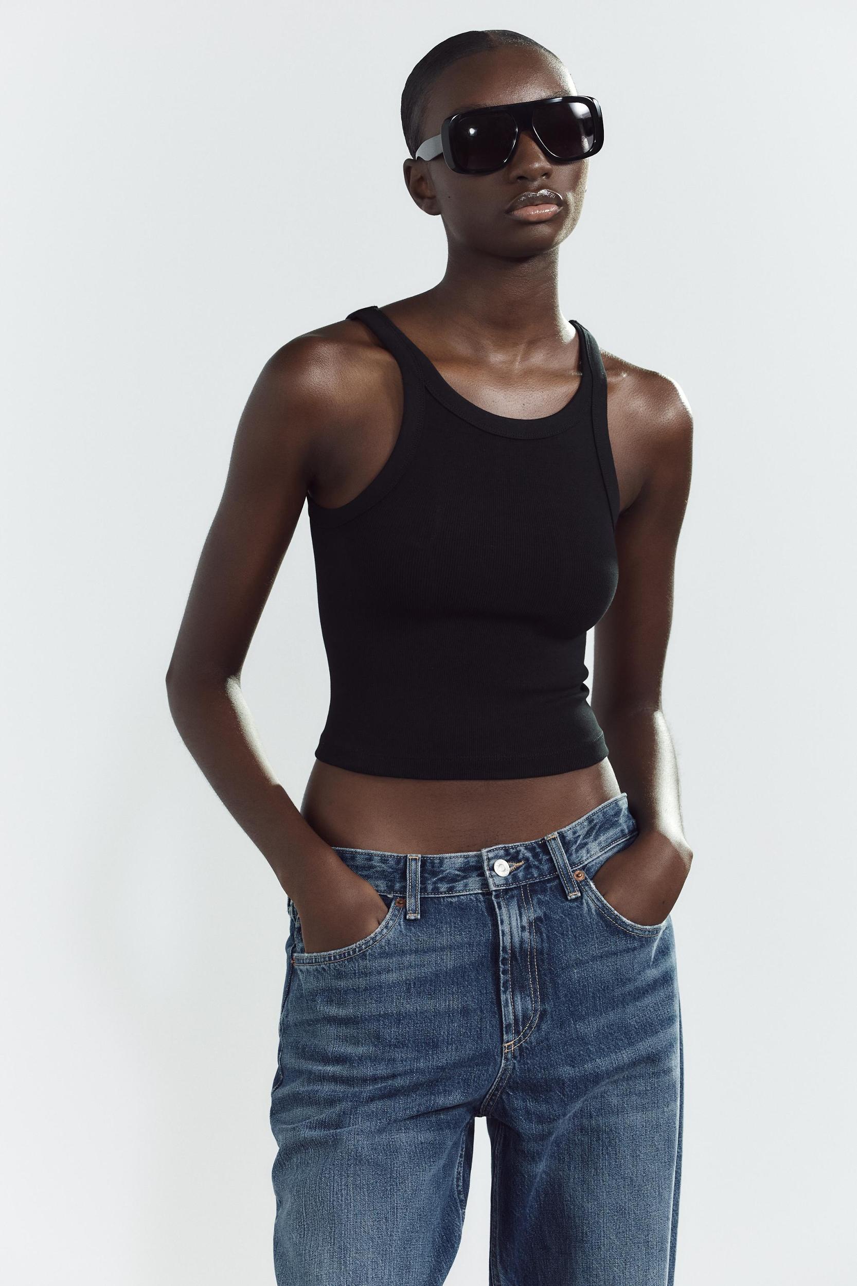 RIB CROP TOP Product Image