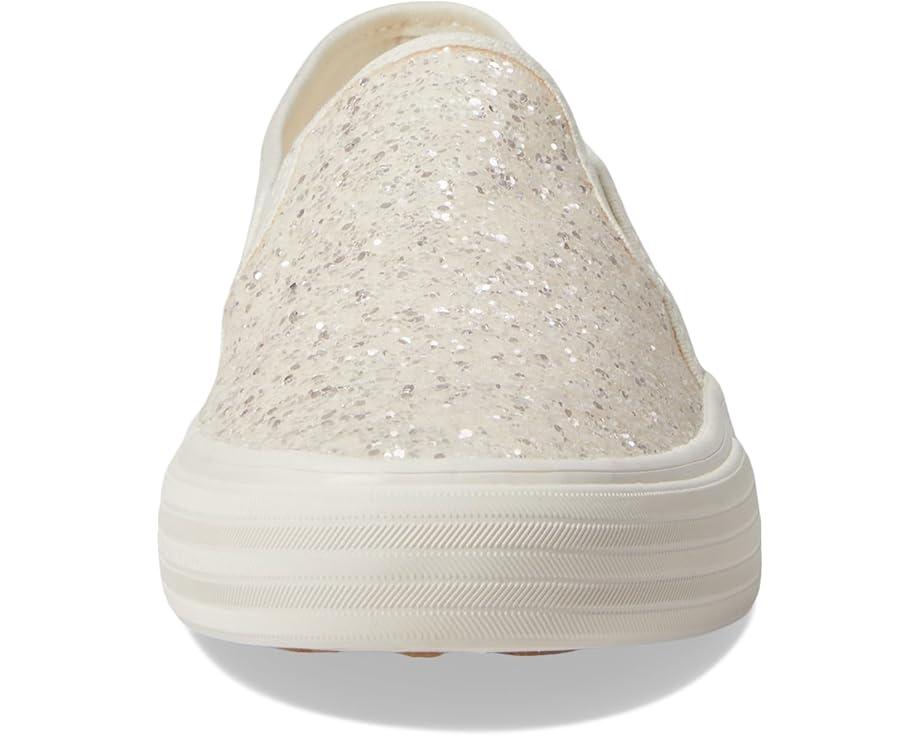 Triple Up Lace Celebrations Product Image