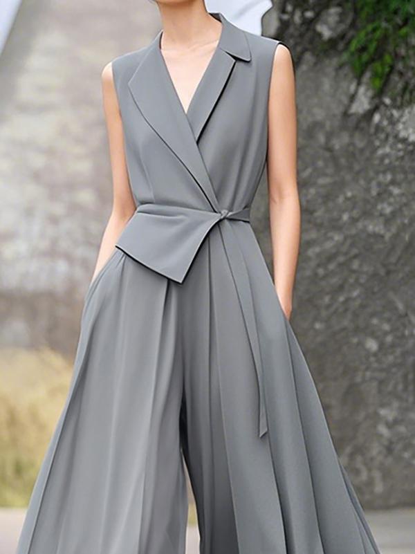 High Waisted Loose Pleated Pockets Solid Color Tied Notched Collar Jumpsuits Product Image