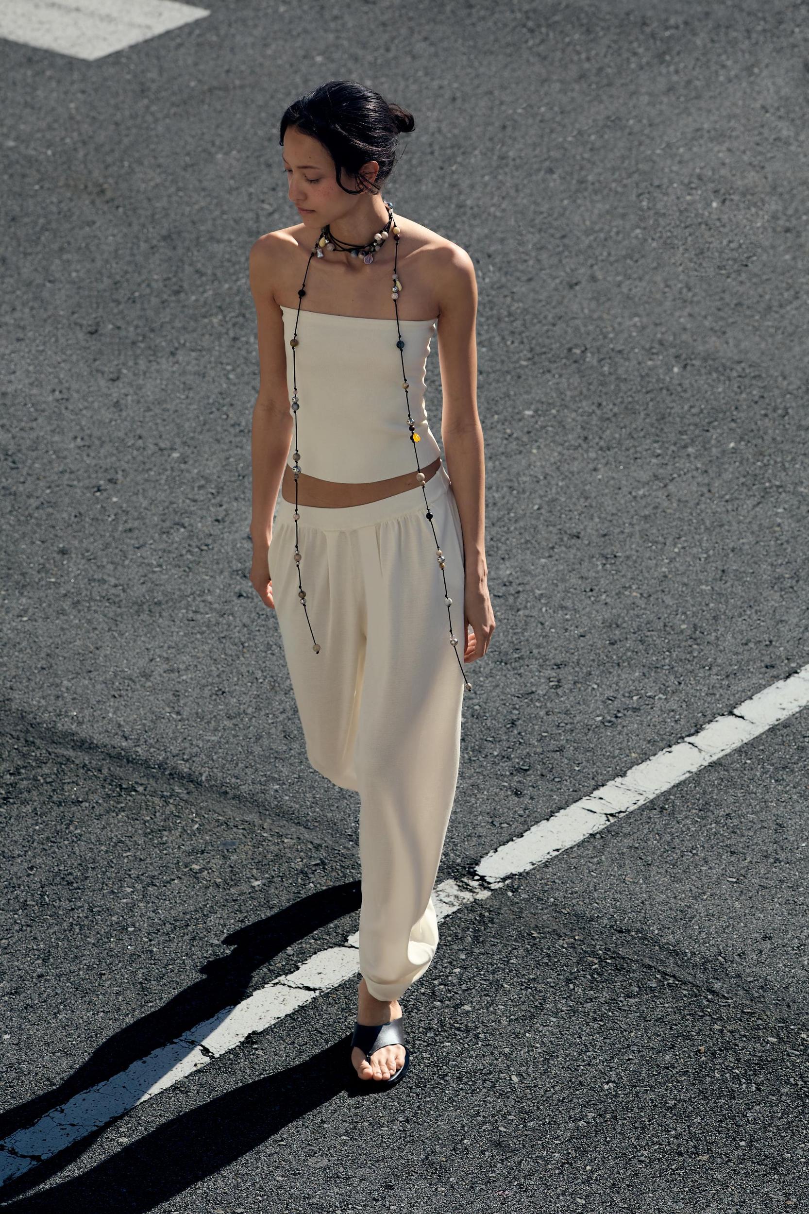 BALLOON KNIT PANTS Product Image