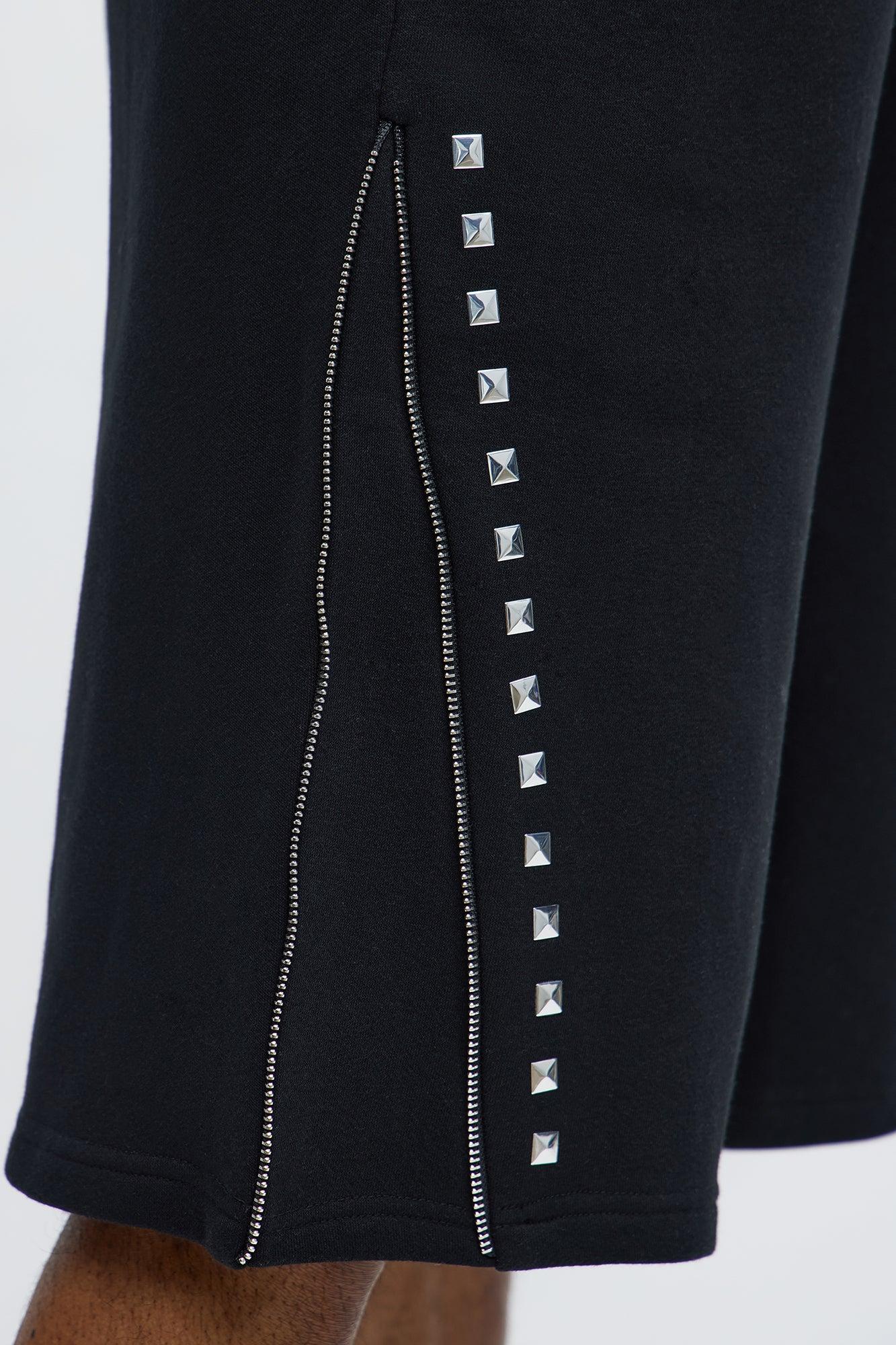 Tyson Baggy Sleaze Studded Shorts - Black Male Product Image