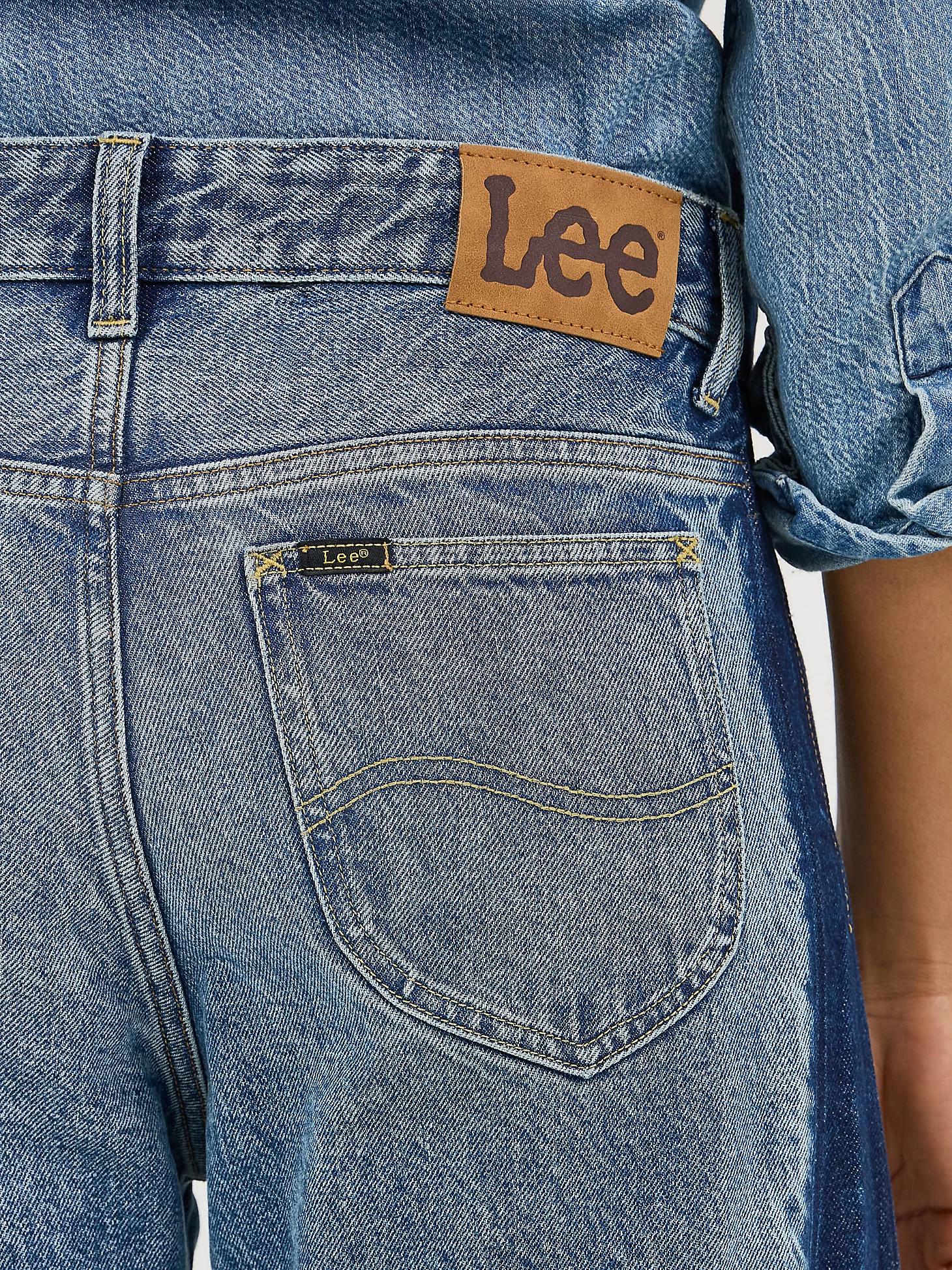 Women's Low Slung Barrel Rider™ Jean | Women's Jeans | Lee® Product Image