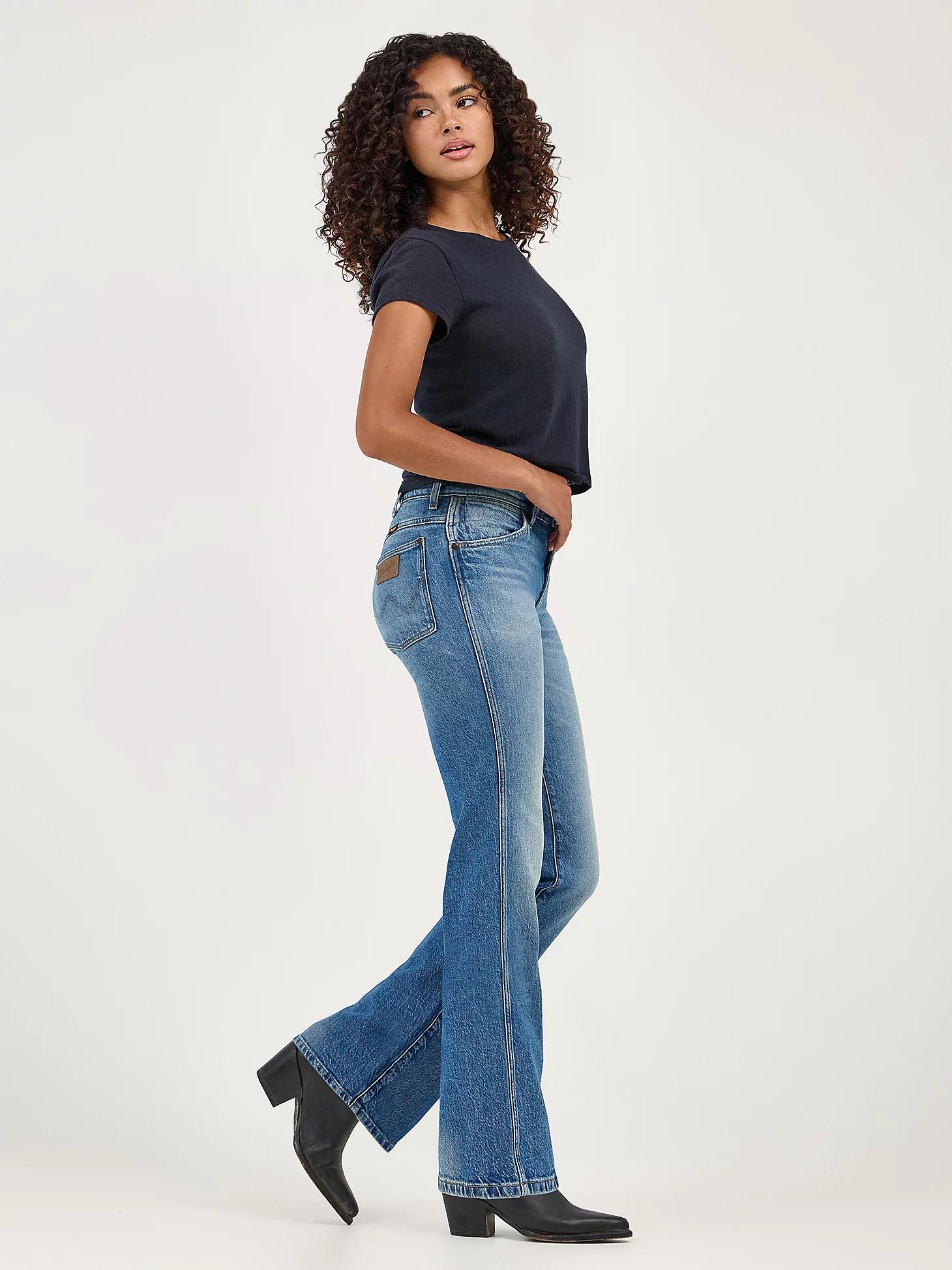 Women's Wrancher Shadow Pocket Jean | Women's JEANS | Wrangler® Product Image