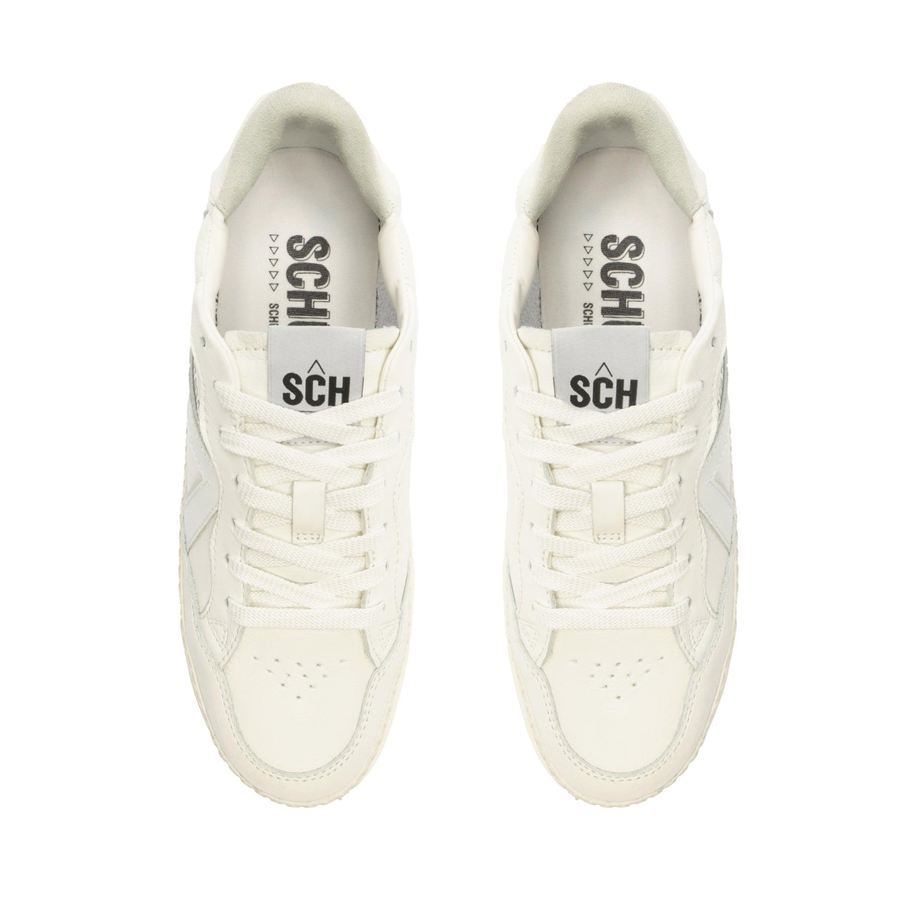 ST-BOLD Leather Sneaker Female Product Image