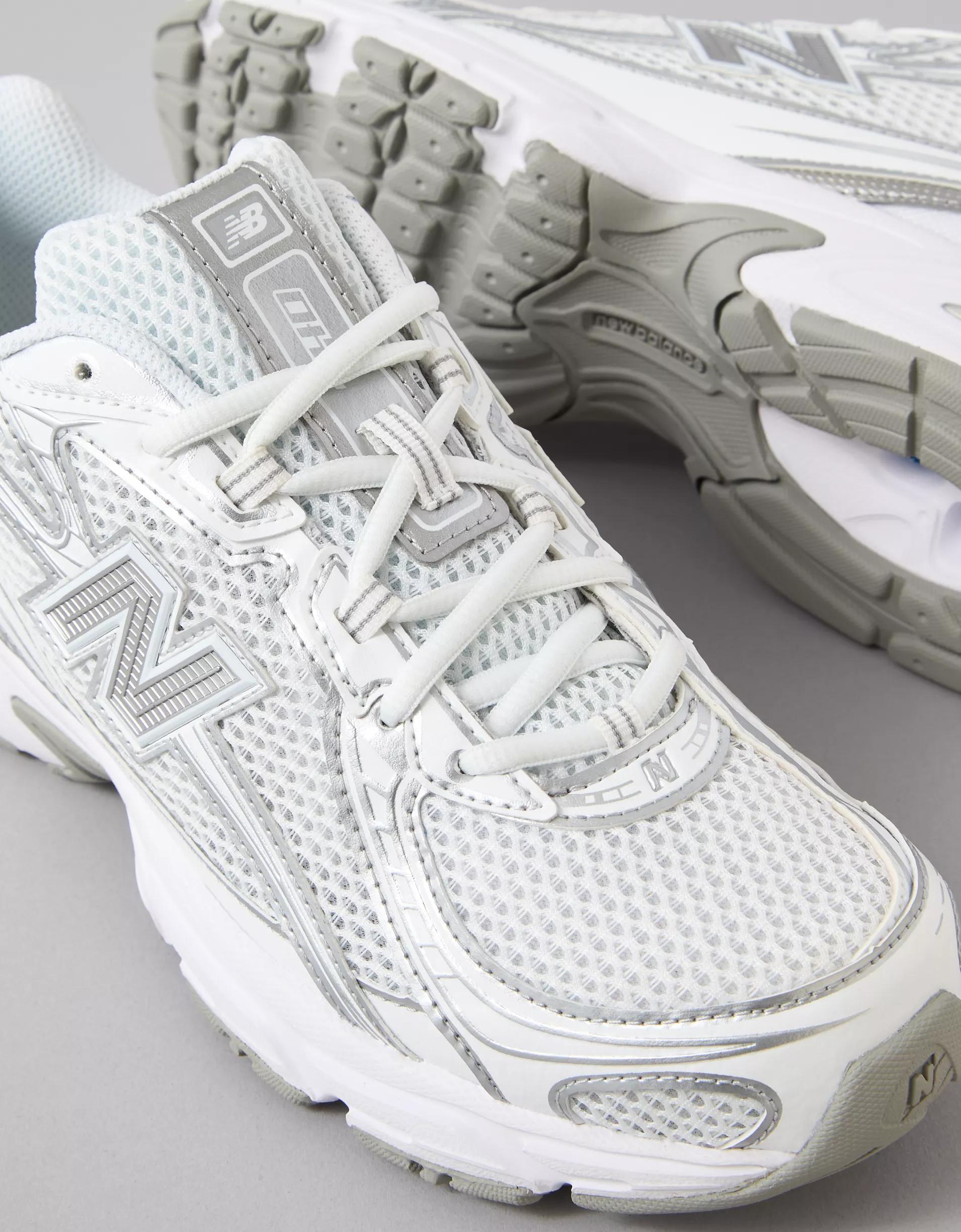 New Balance Women's 740 Sneaker Product Image