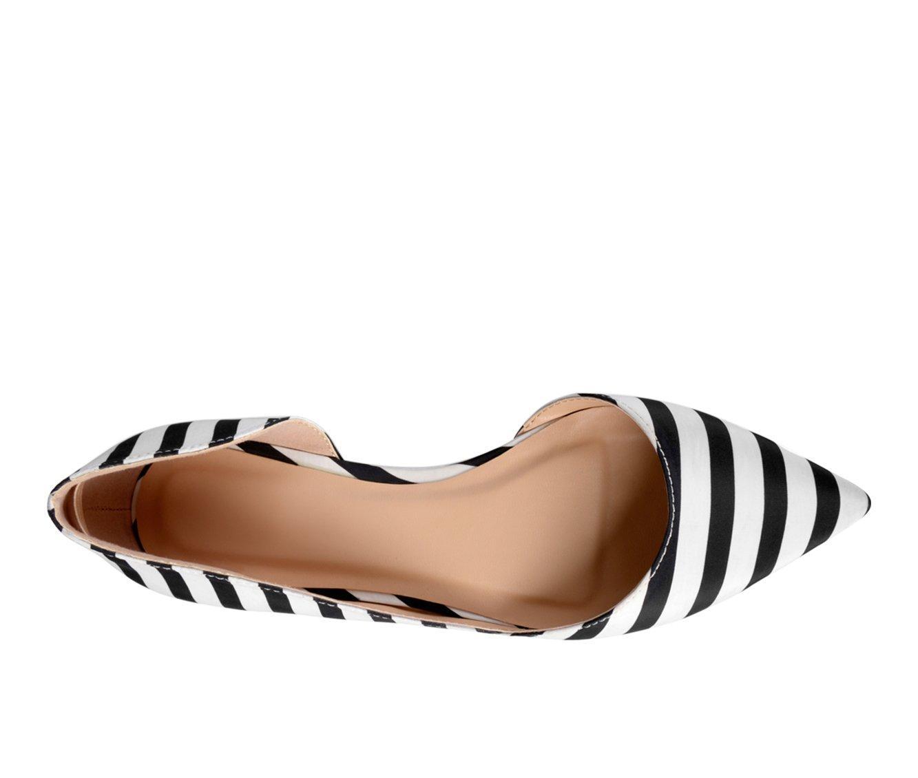 Women's Journee Collection Cortni Flats Product Image
