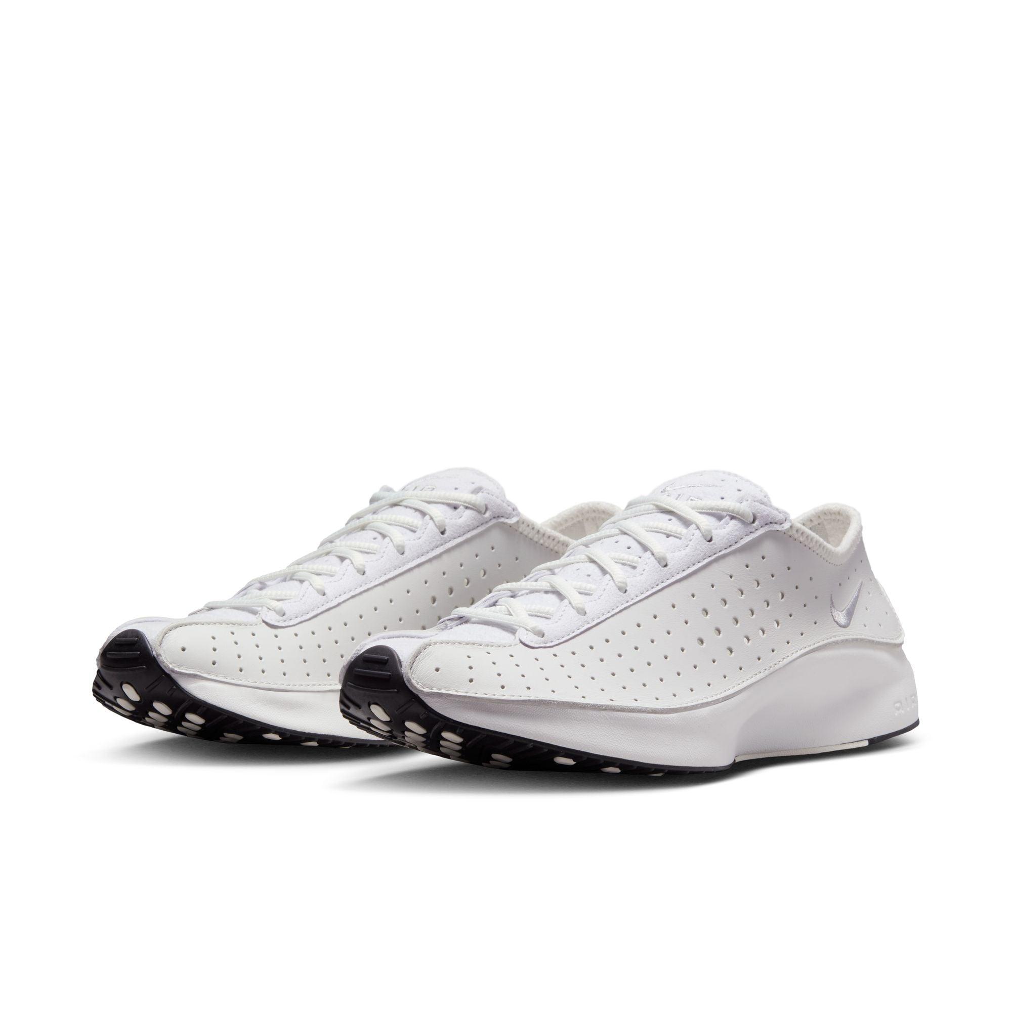Nike Women's MC Trainer 3 Workout Shoes Product Image