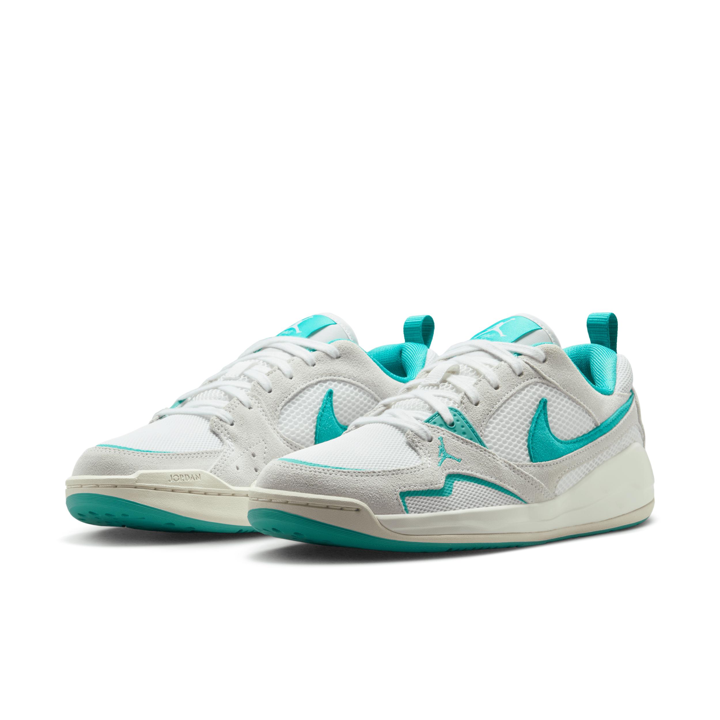 Women's Jordan CMFT Era Shoes Product Image