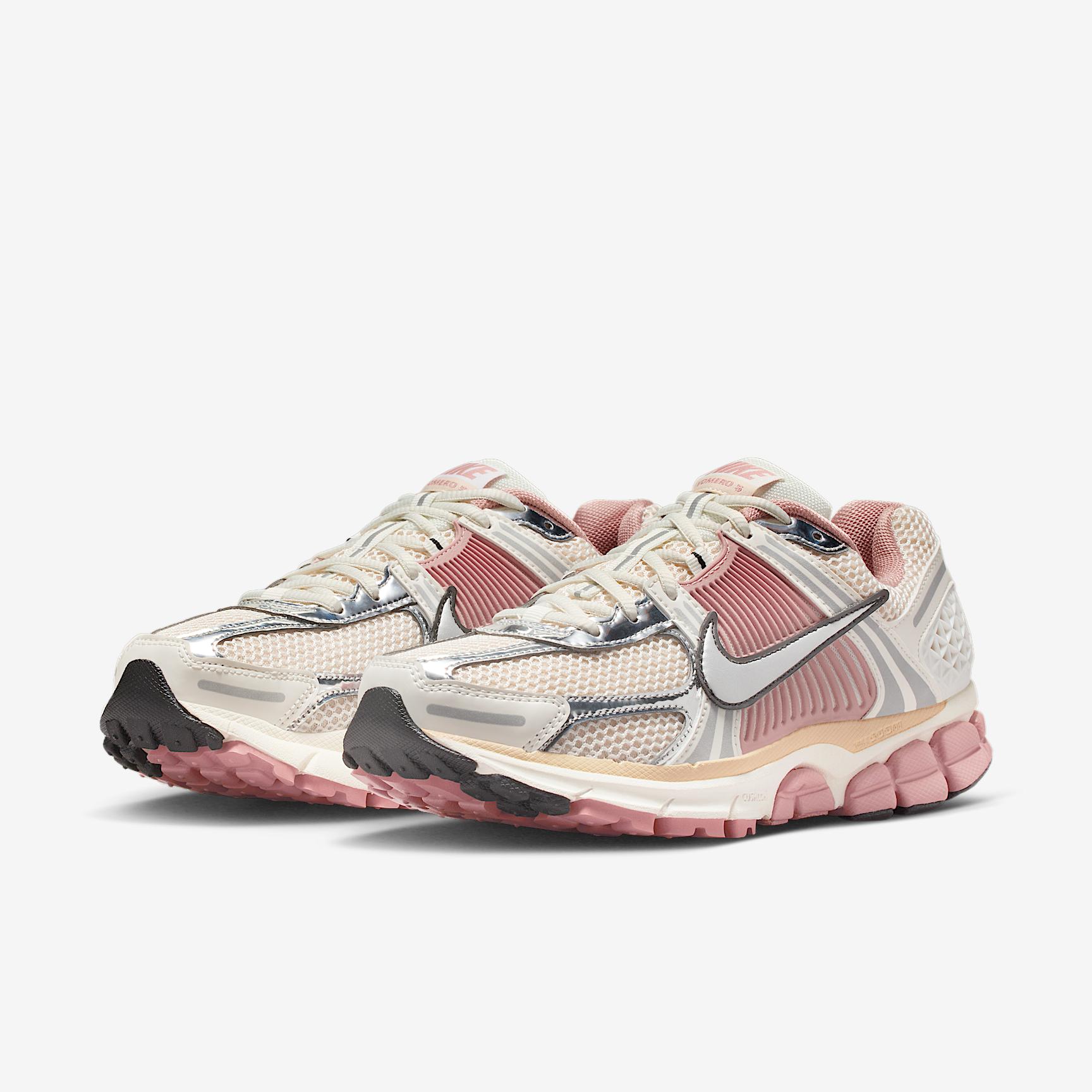 Nike Womens Nike Zoom Vomero 5 News - Womens Running Shoes Product Image