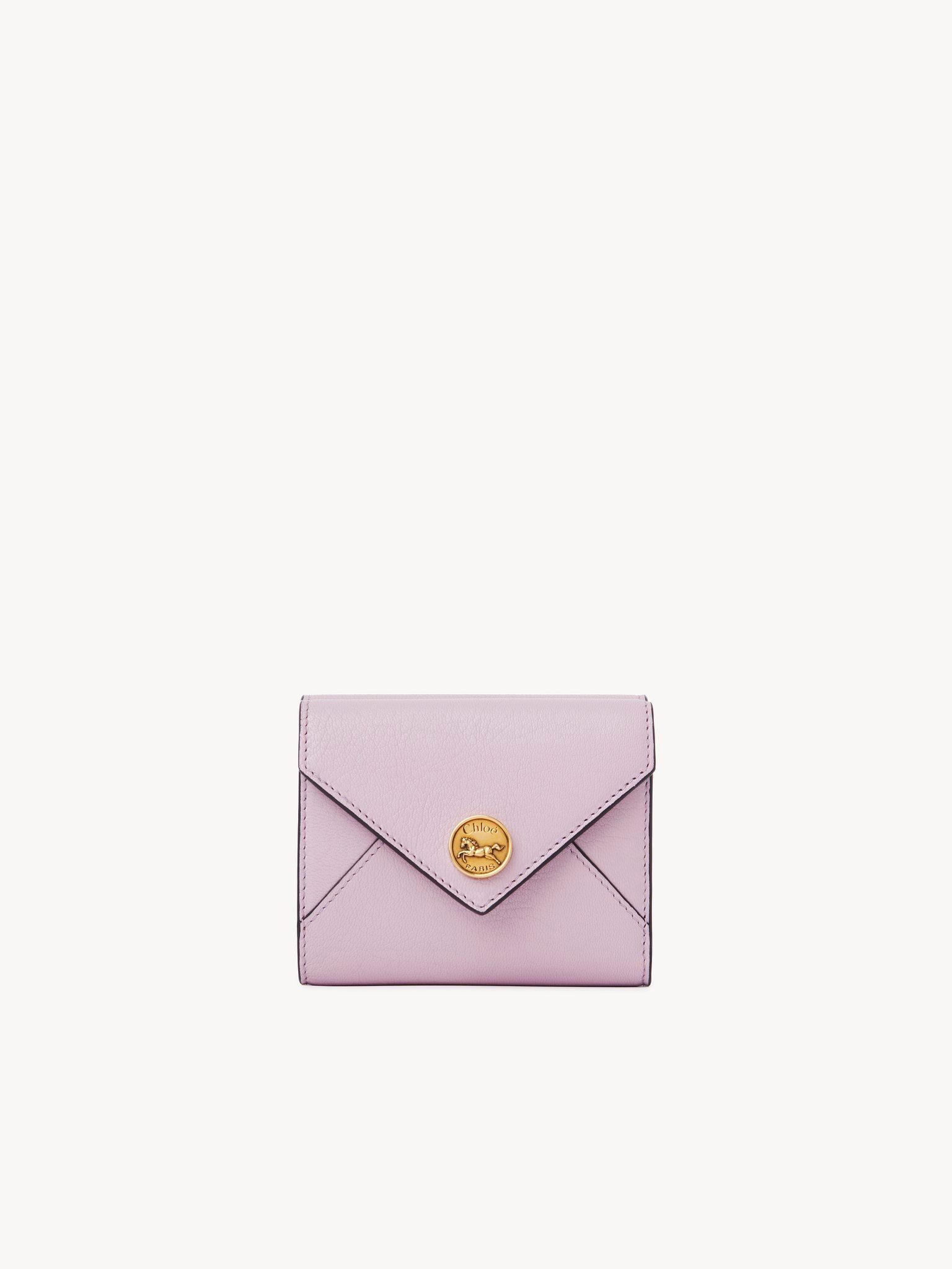 Small Envelope tri-fold in grained leather Product Image
