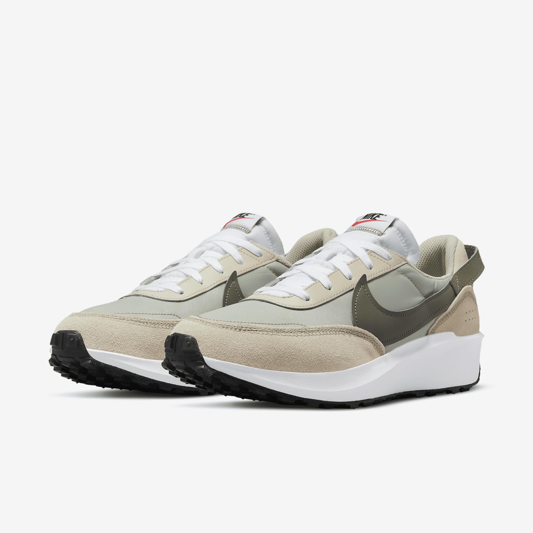 Nike Men's Waffle Debut Shoes Product Image
