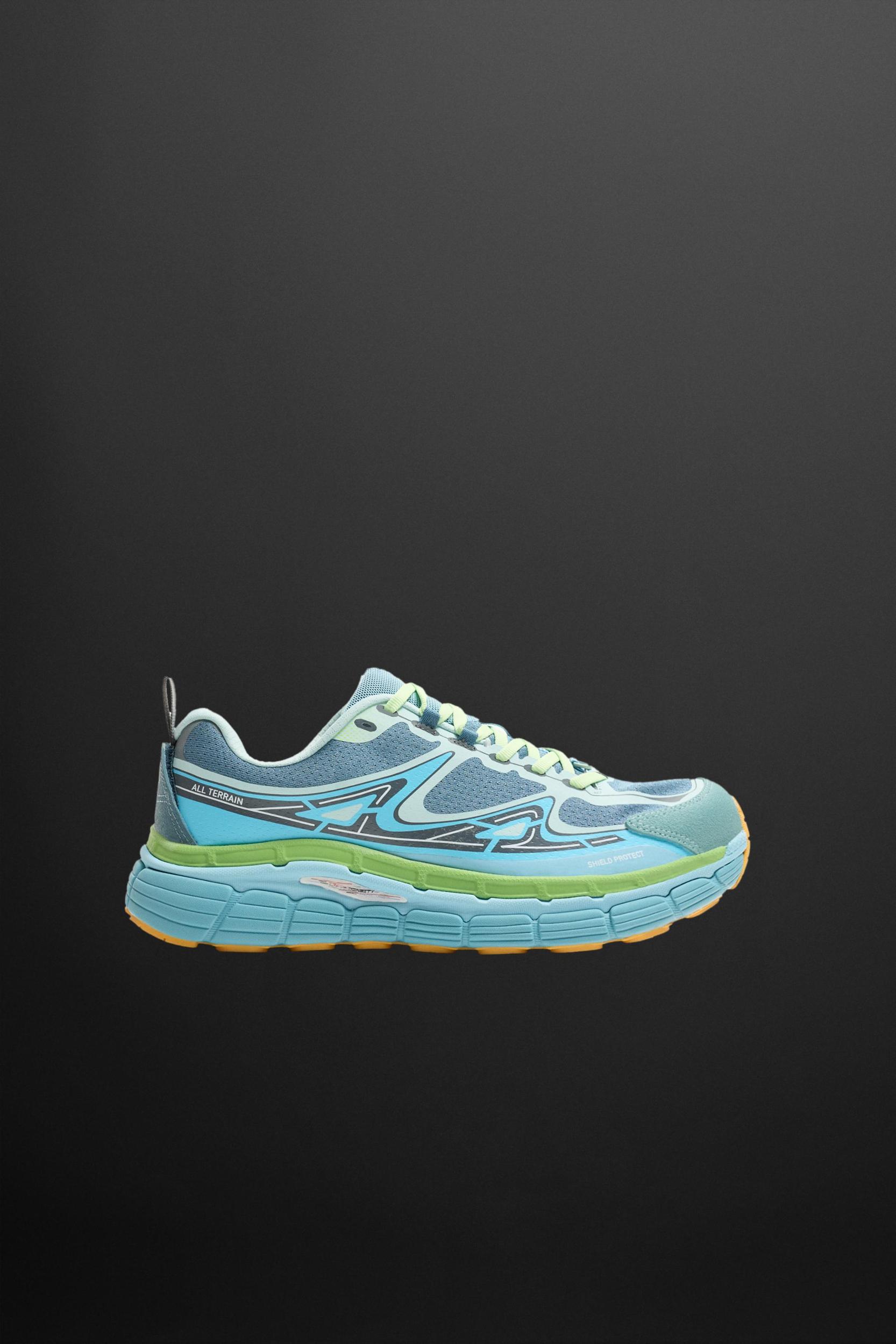 RUNNING SNEAKERS Product Image
