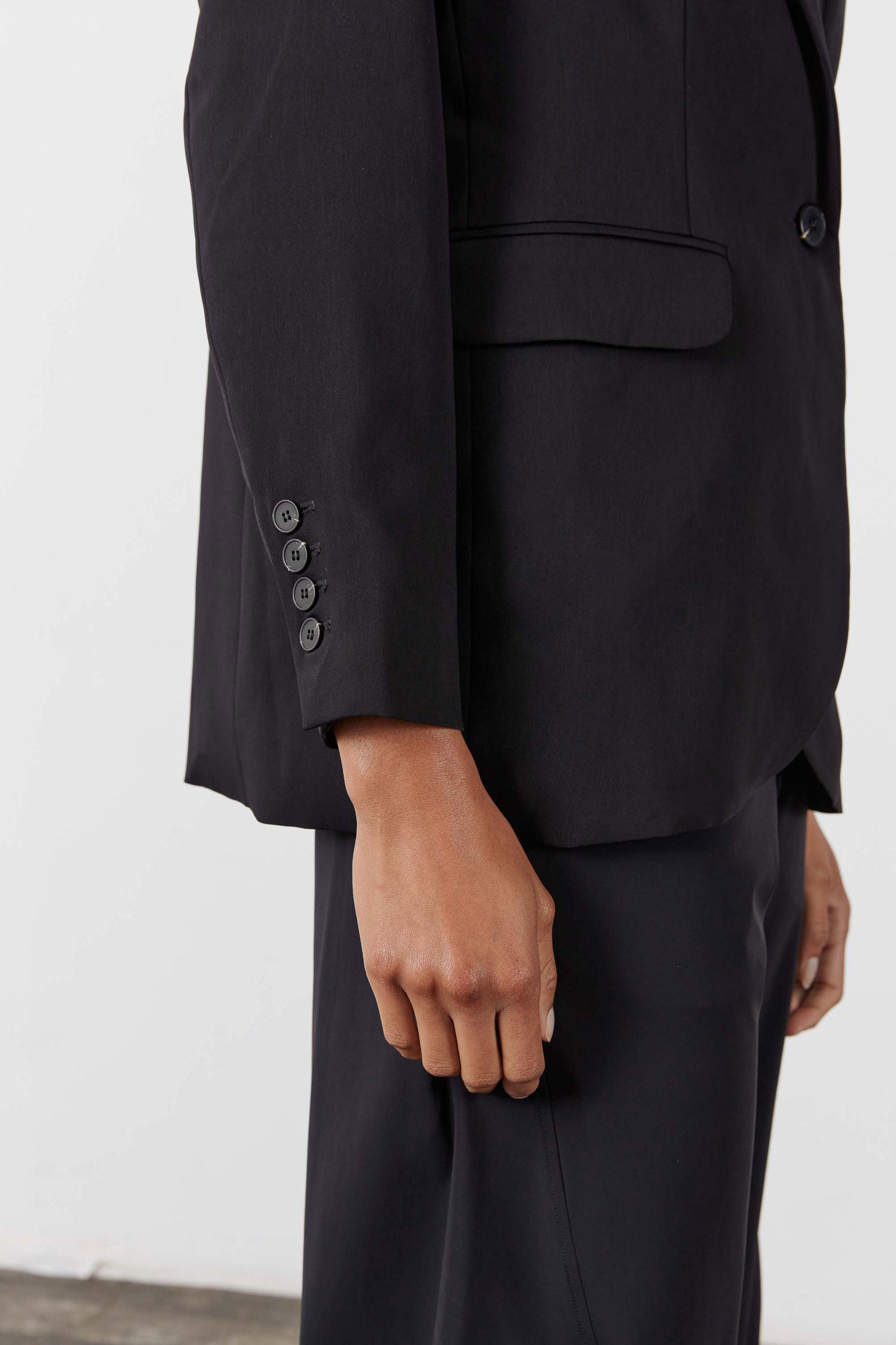 The Petite Classic Blazer That Upgrades You 2.0 Product Image