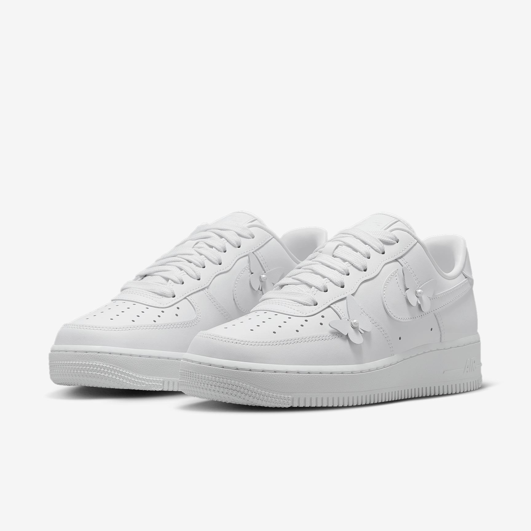 Nike Air Force 1 Low Women's Shoes Product Image