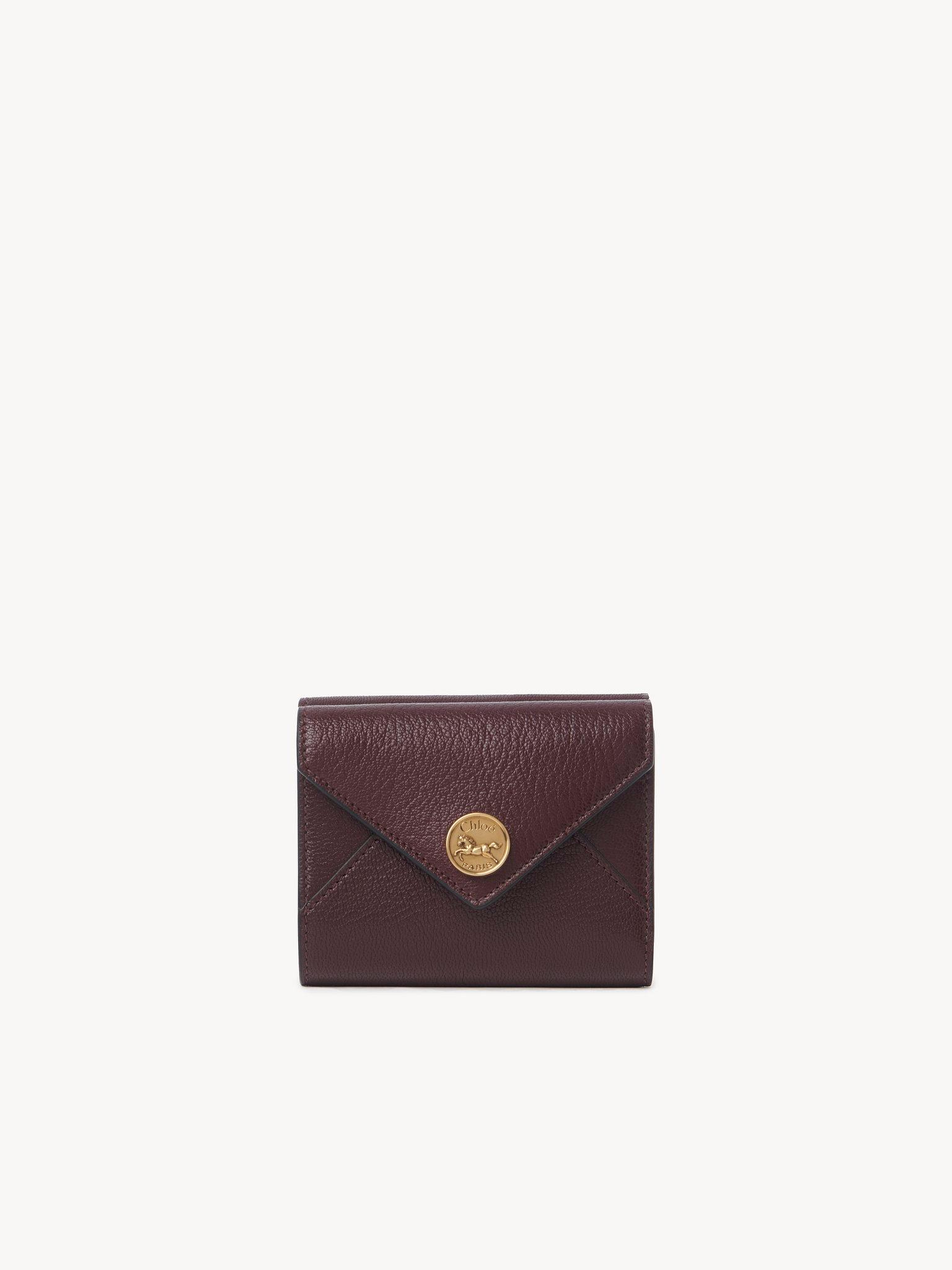 Small Envelope tri-fold in grained leather Product Image