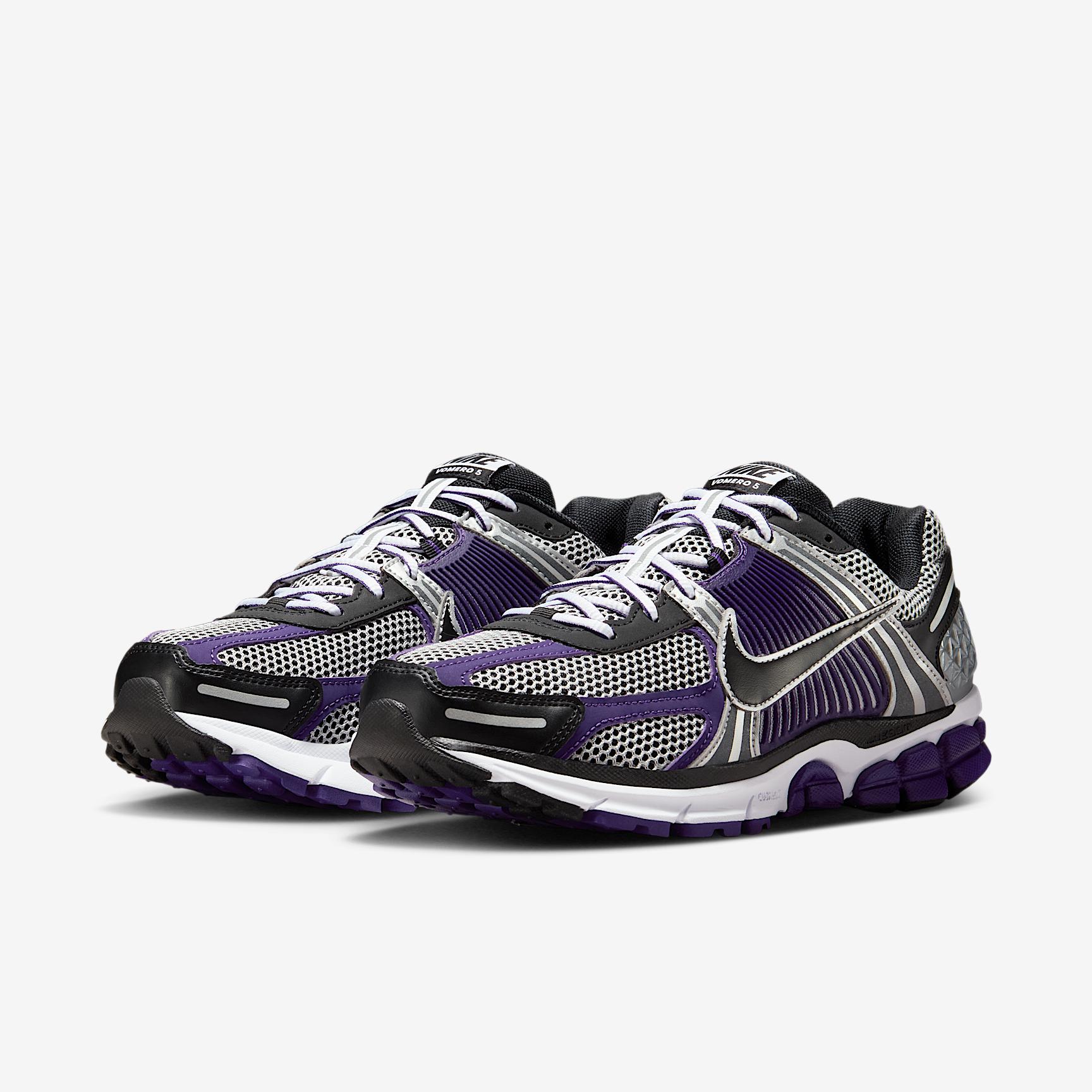 Nike Mens Zoom Vomero 5 Shoes | IM2220-095 Product Image