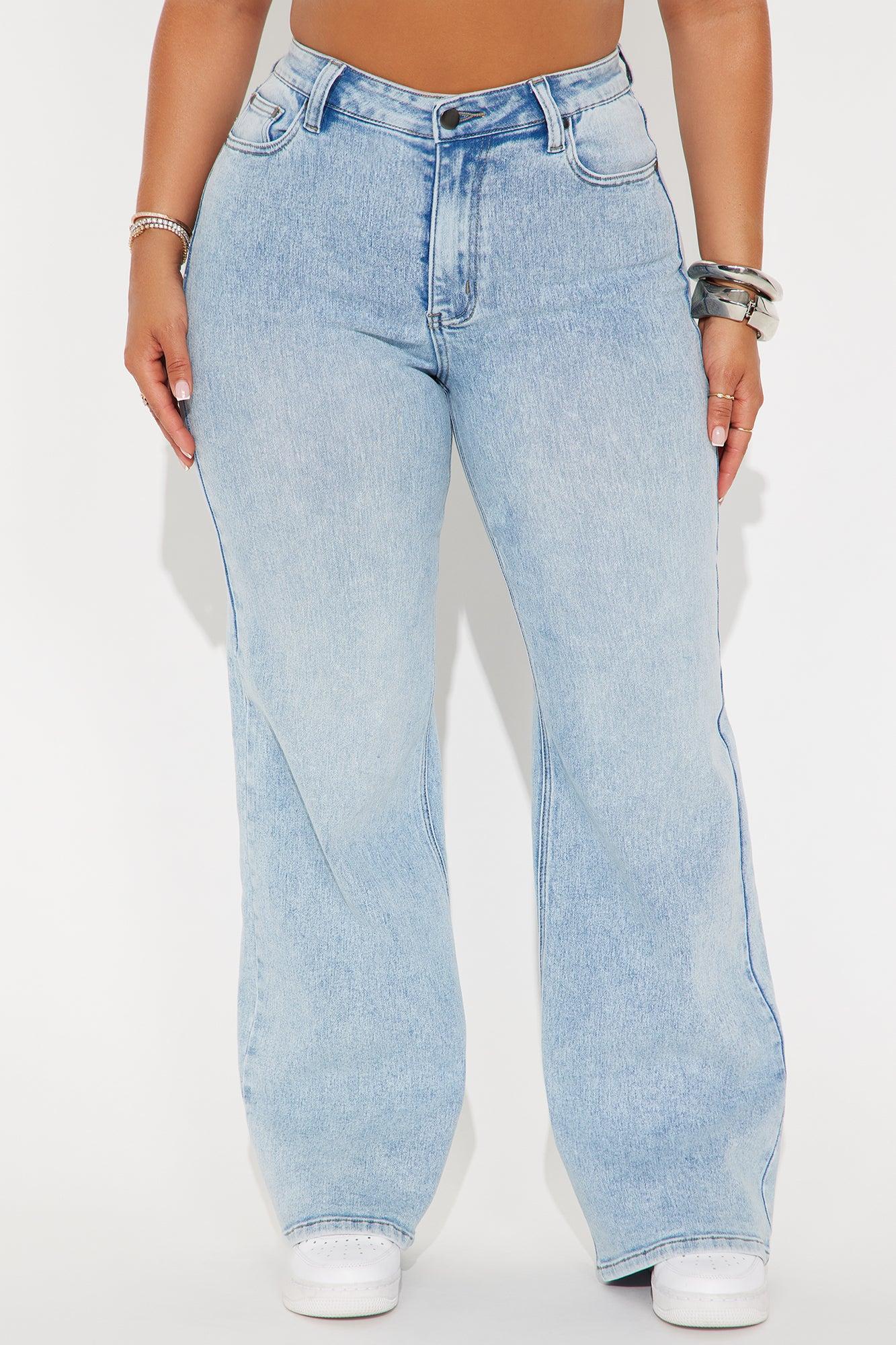 Petite Make My Day Stretch Wide Leg Jeans - Light Wash Product Image