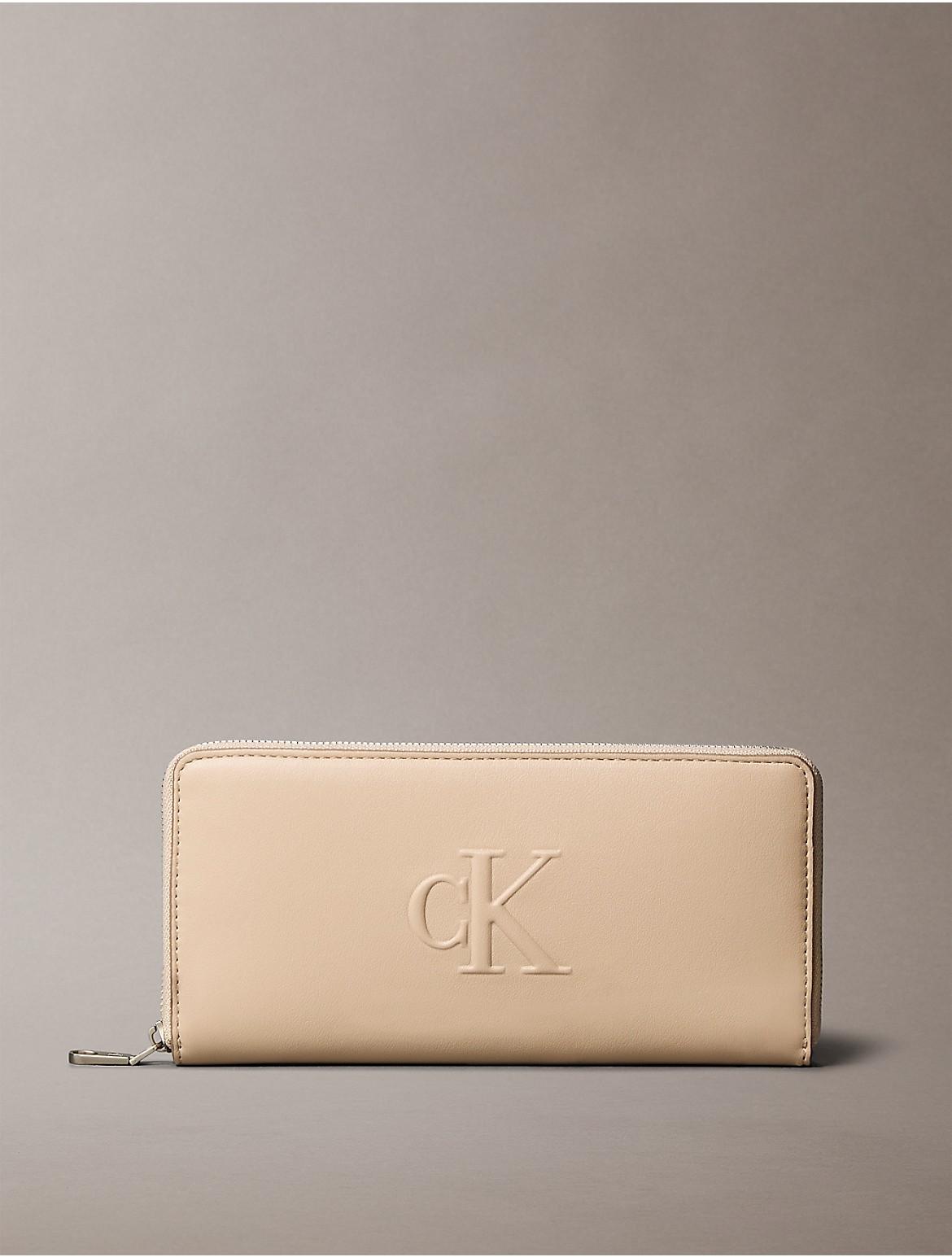 Calvin Klein Womens Sculpted Impression Zip Wallet Product Image