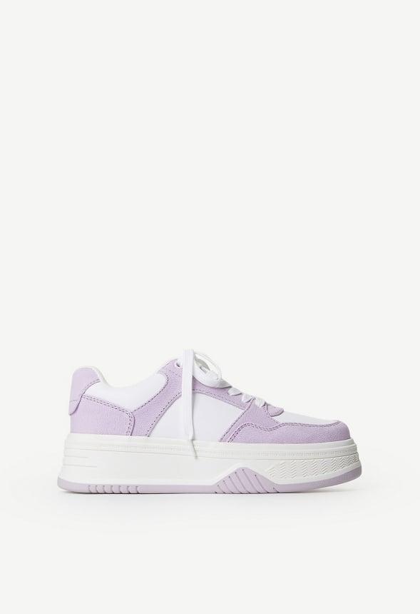 Billie Court Sneaker Product Image