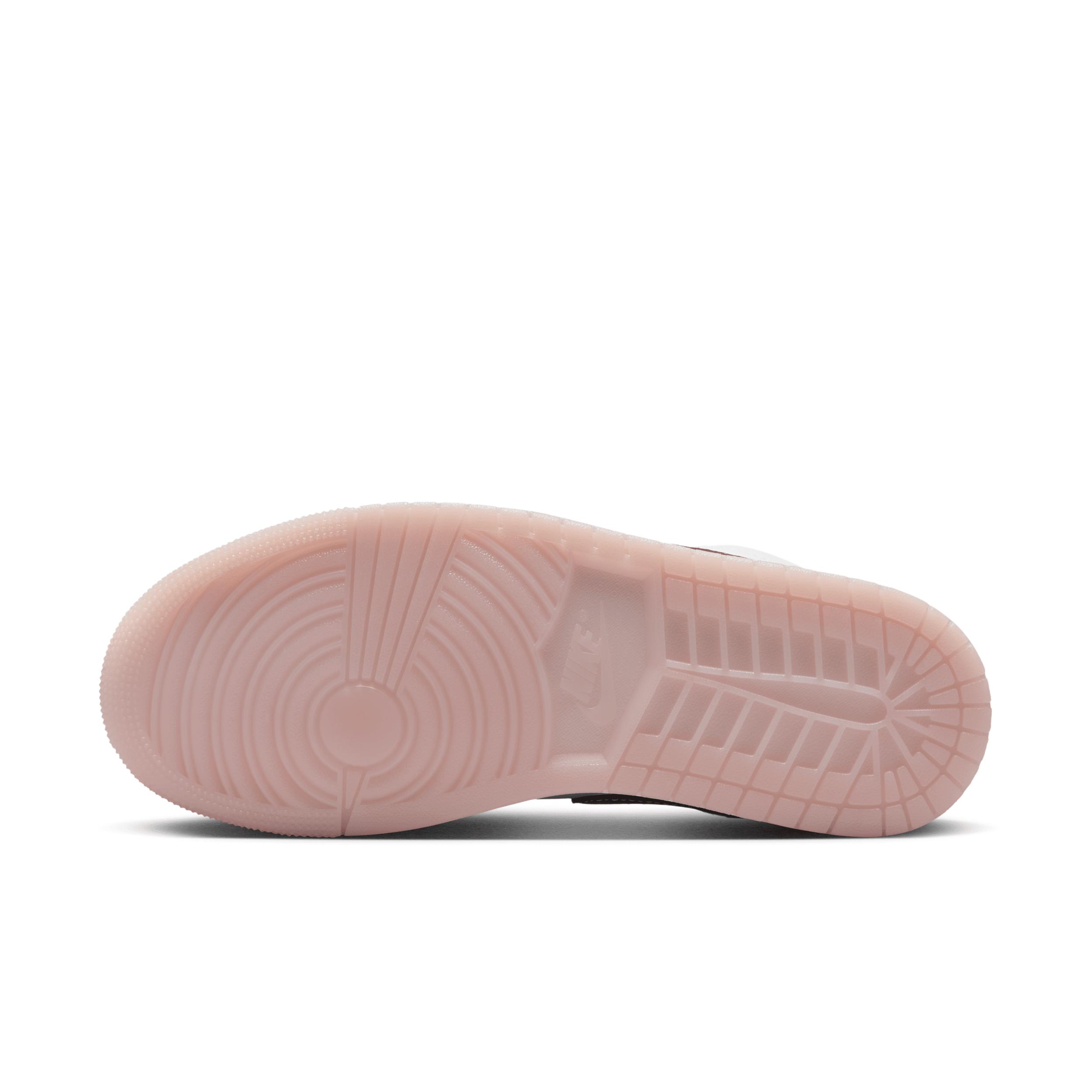 Womens Air Jordan 1 Low Shoes | IB8859-101 Product Image