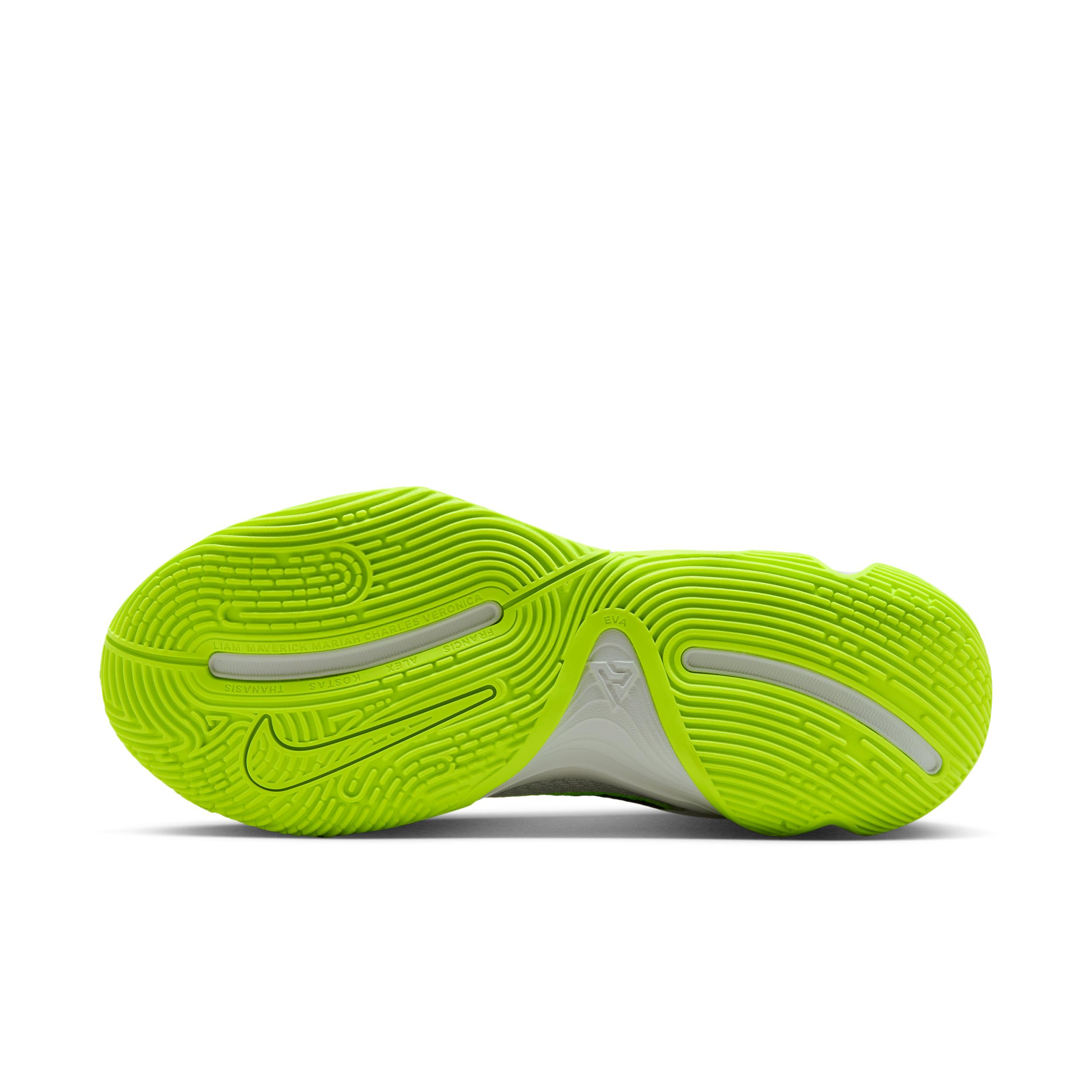 Nike Men's Giannis Immortality 4 Basketball Shoes Product Image