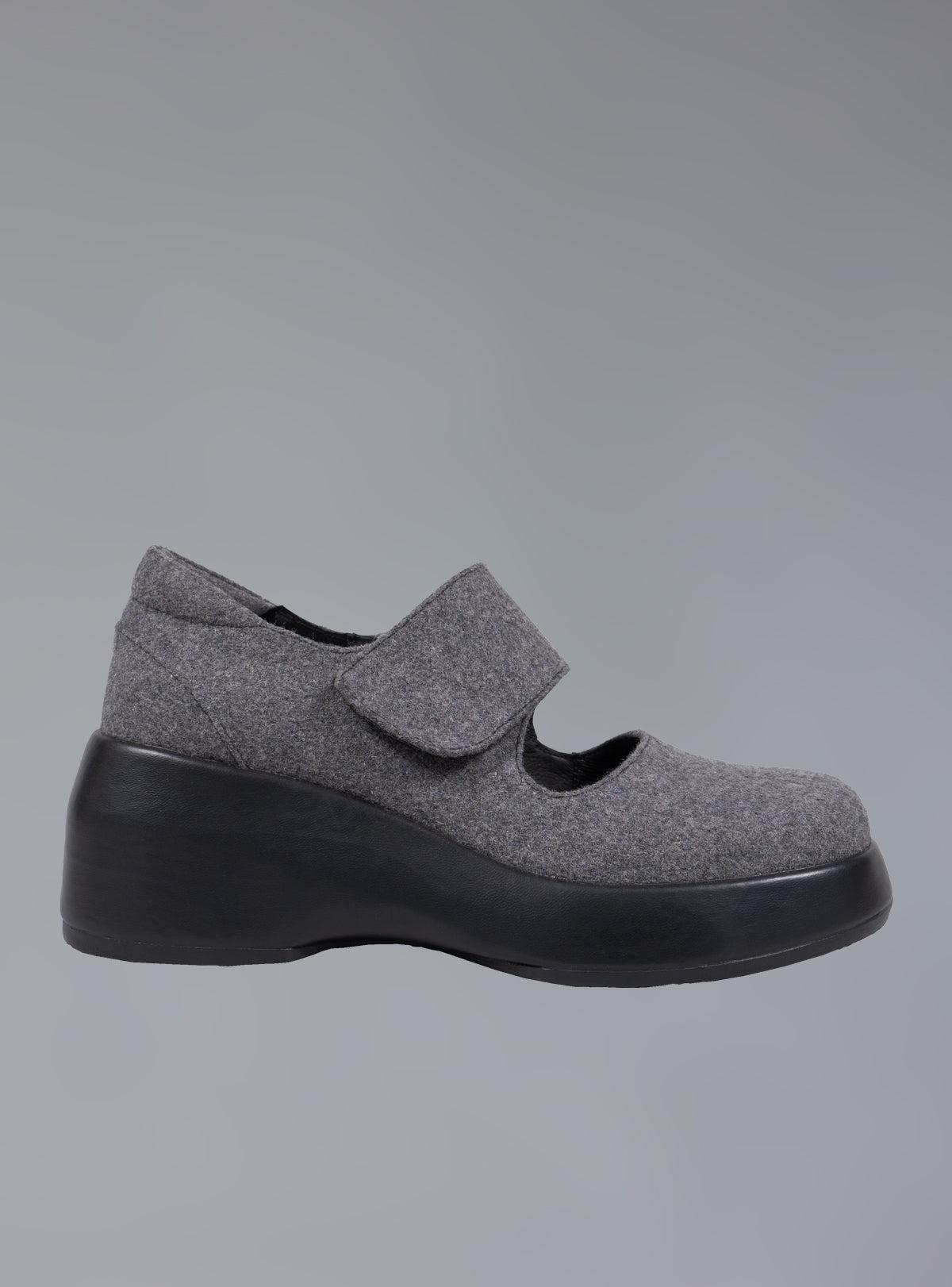 Gavo Mary Janes Female Product Image