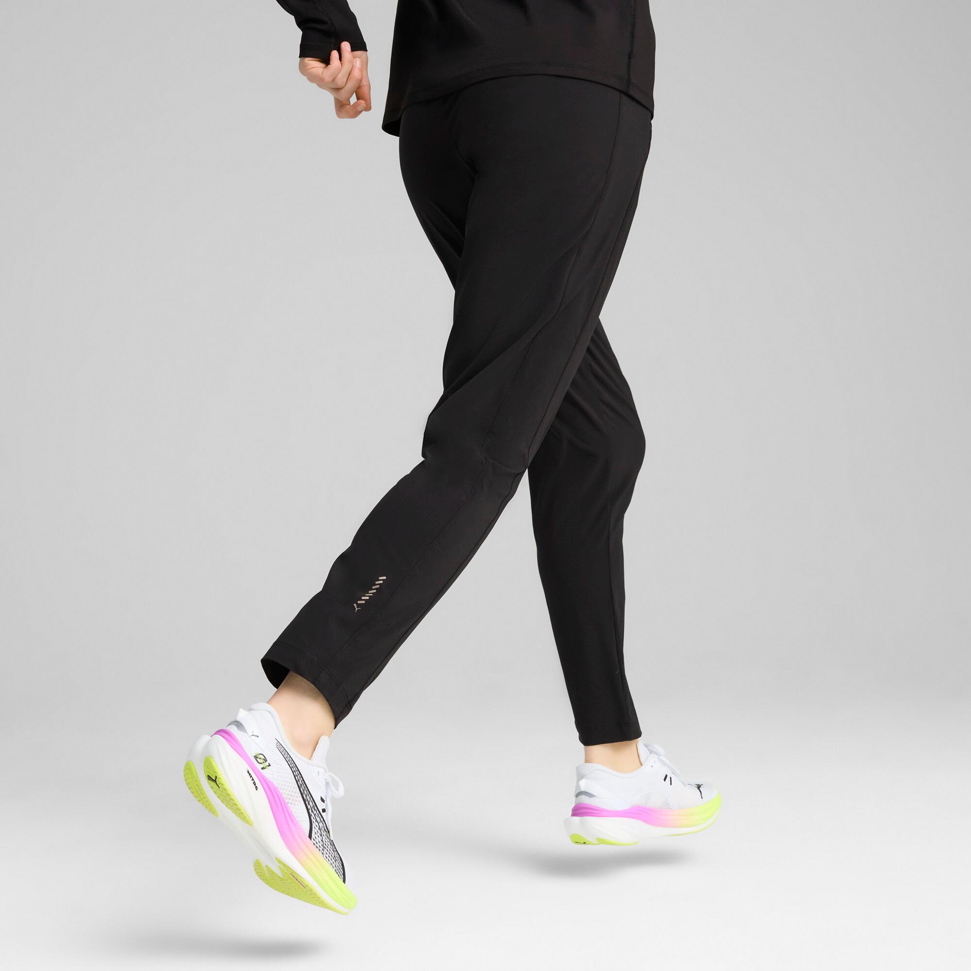 RUN VELOCITY TAPERED PANT Women Product Image