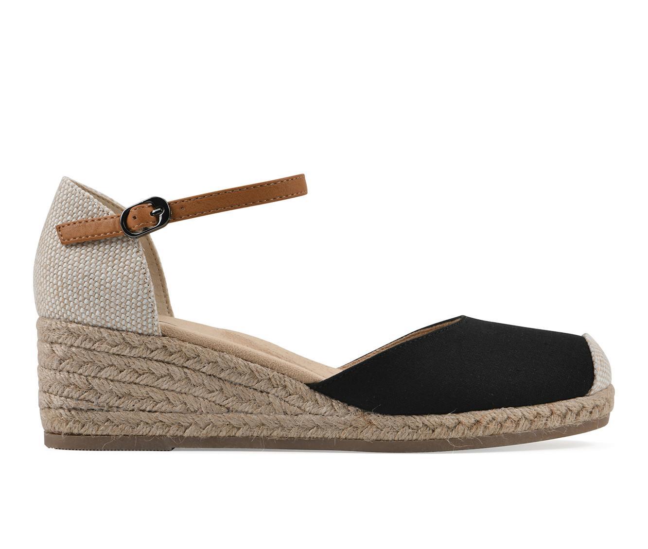 Women's White Mountain Maintain Wedge Sandals Product Image