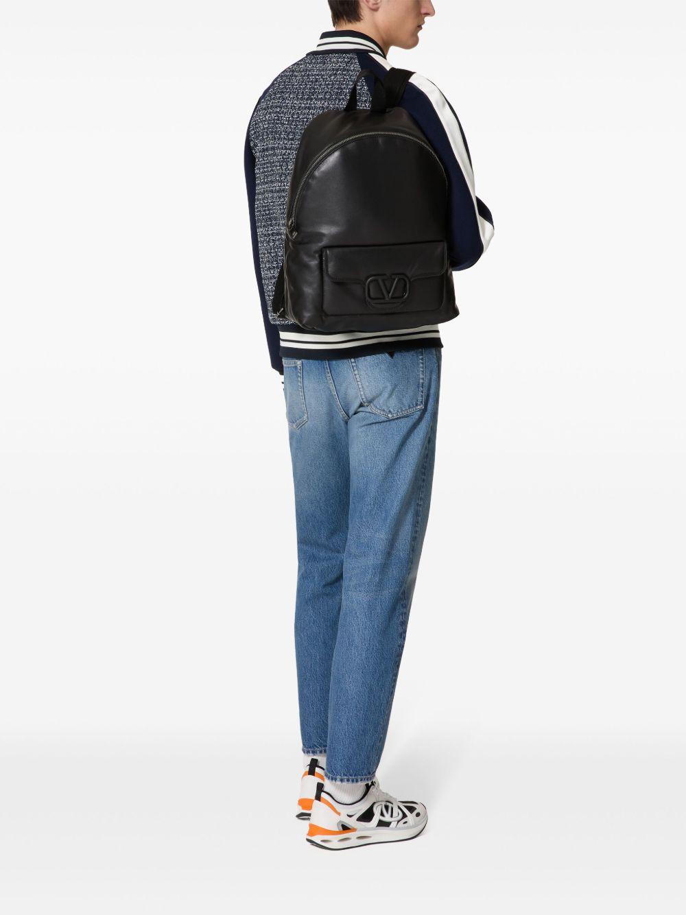 VLogo Signature leather backpack Product Image