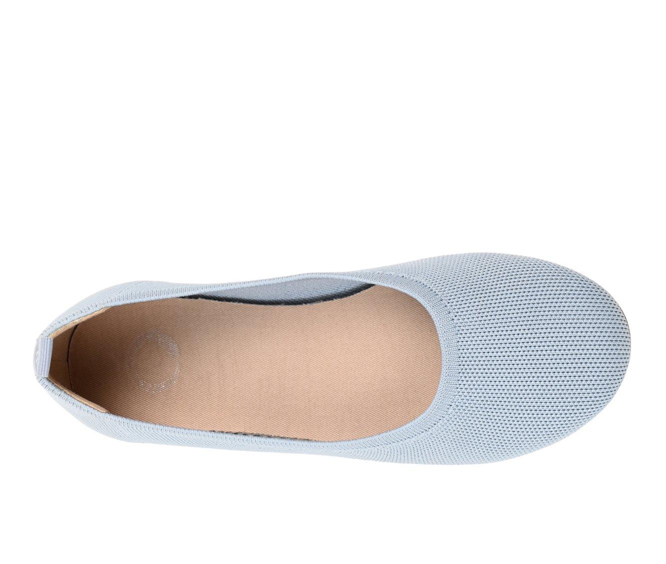Women's Journee Collection Jersie Flats Product Image