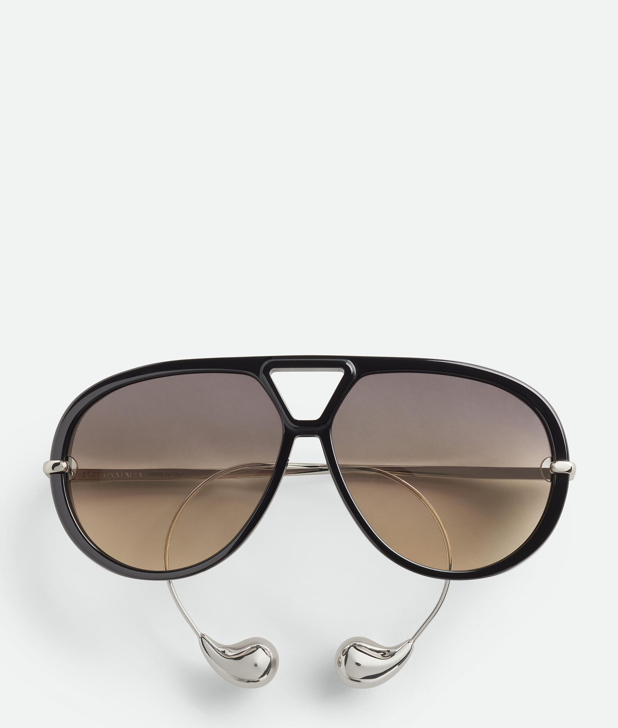 Drop Aviator Sunglasses in Black/brown Product Image