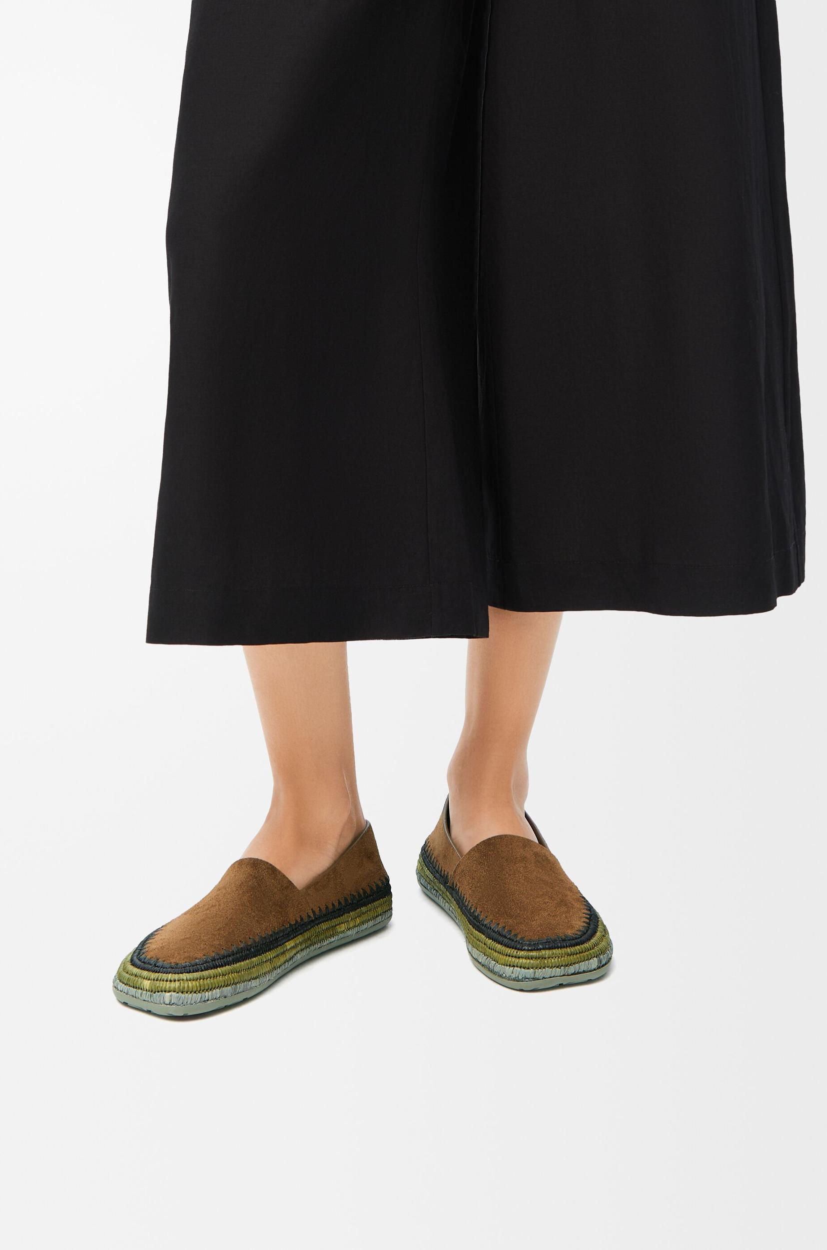 Rio slipper in suede and raffia Product Image