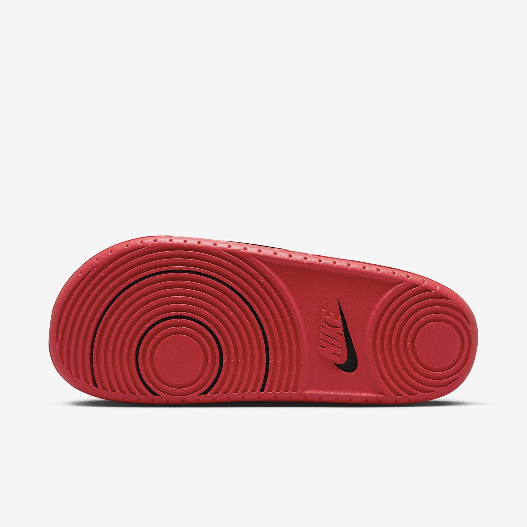 Nike College Offcourt (Georgia) Slides Product Image